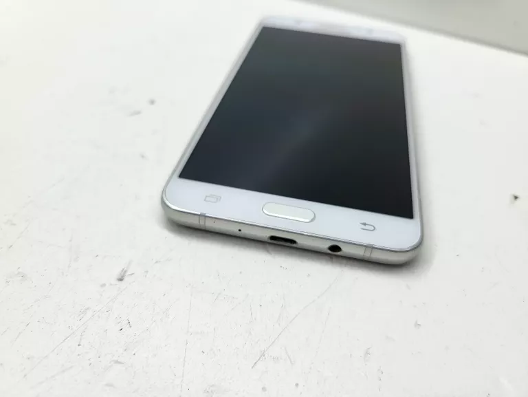 telefon-samsung-galaxy-j7-2016-wbudowana-pamiec-202869-214201