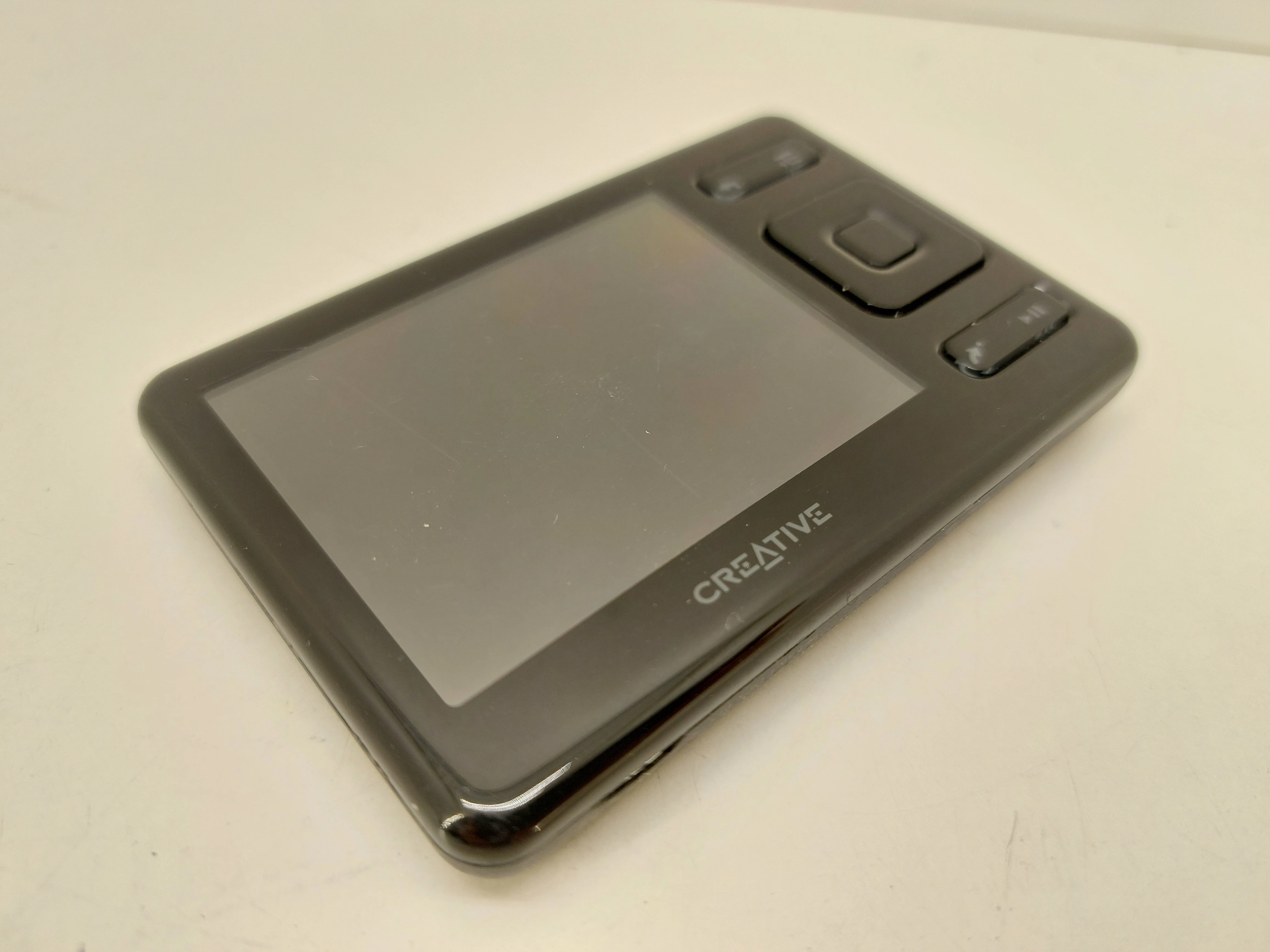 odtwarzacz-mp4-creative-zen-4-gb-stan-11323-2