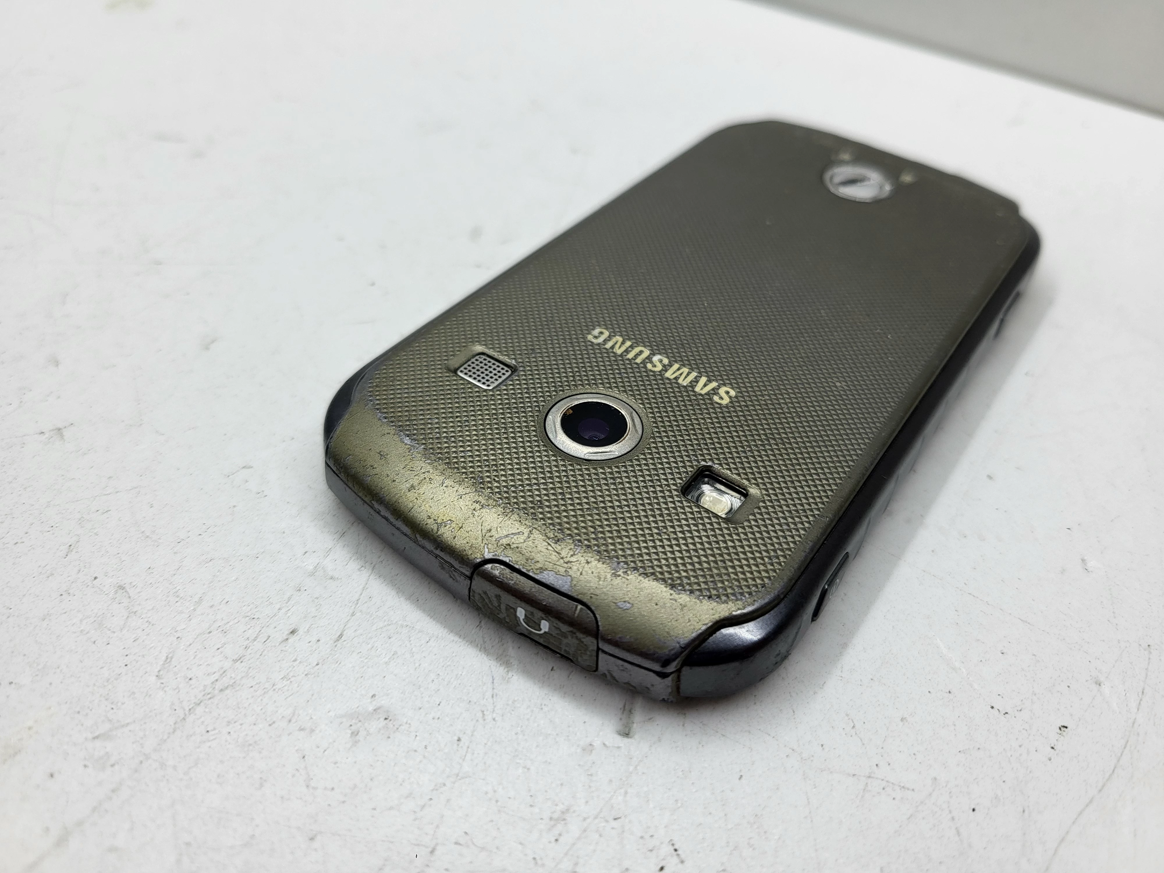 telefon-samsung-galaxy-xcover-2-wbudowana-pamiec-202869-214209