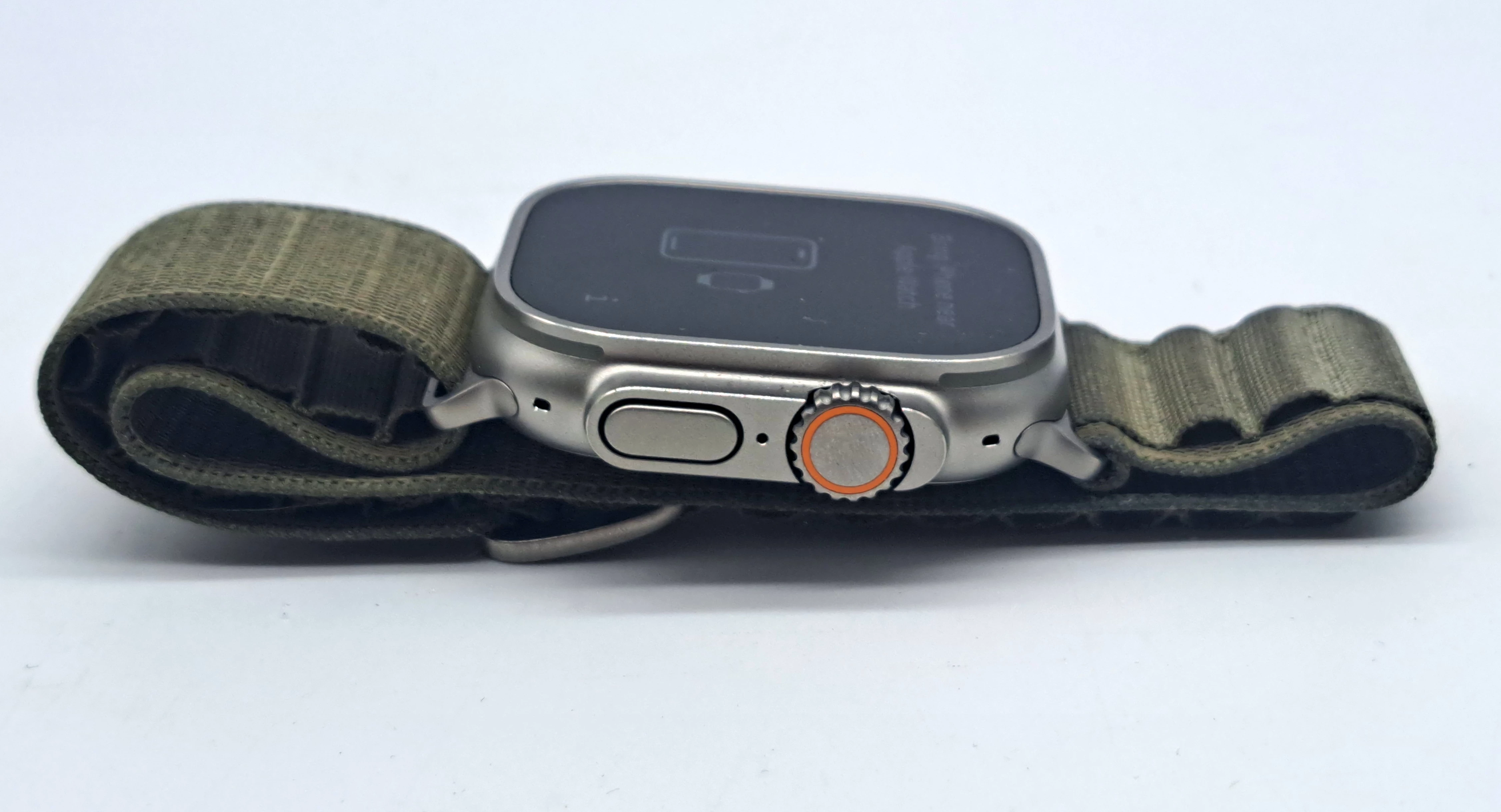 smartwatch-apple-ultra-2-kabel-do-ladowania-rodzaj-231461-360429