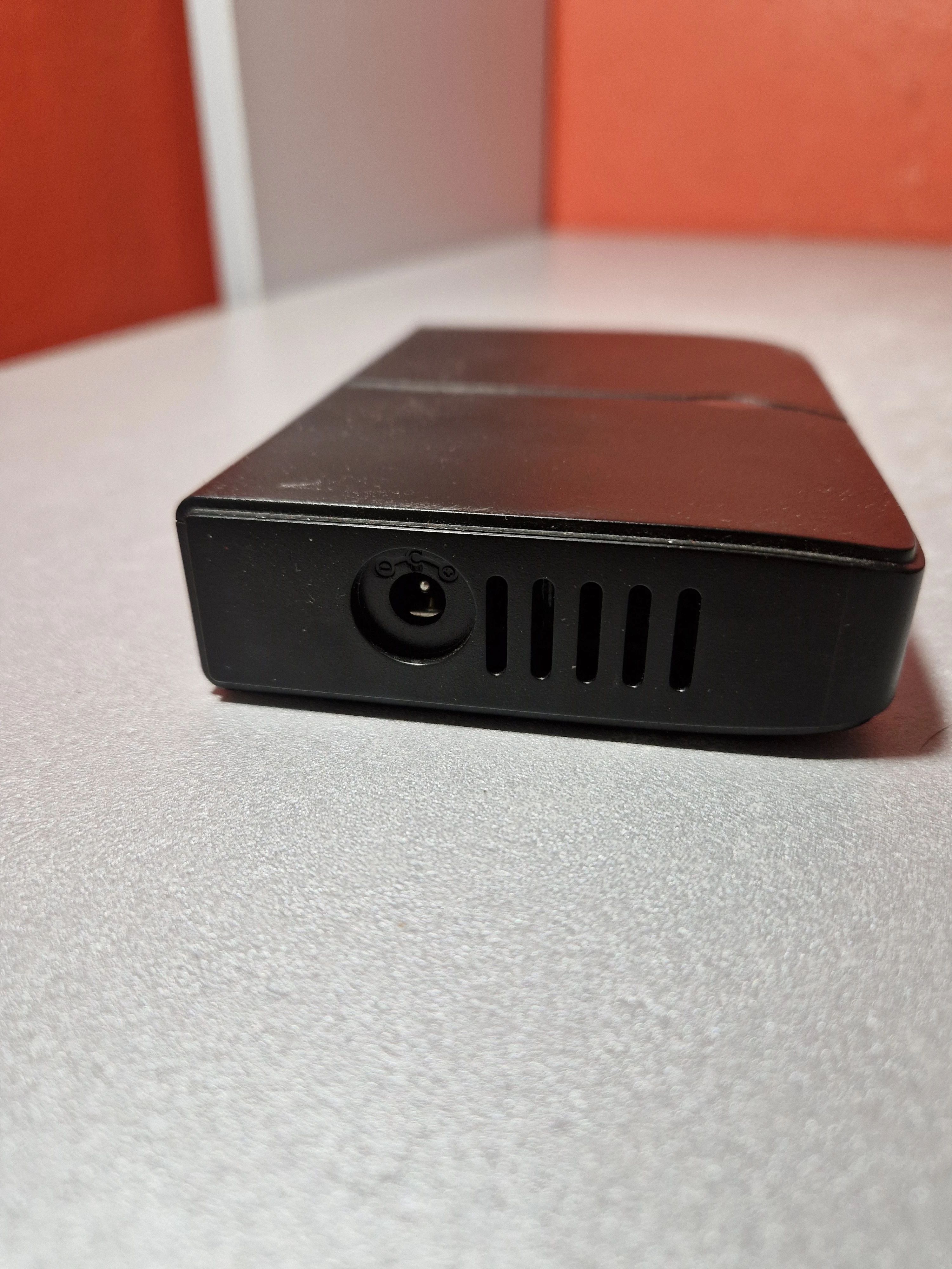 dekoder-vivax-dvb-t2-107-z-pilotem-typ-tunera-242801-470909