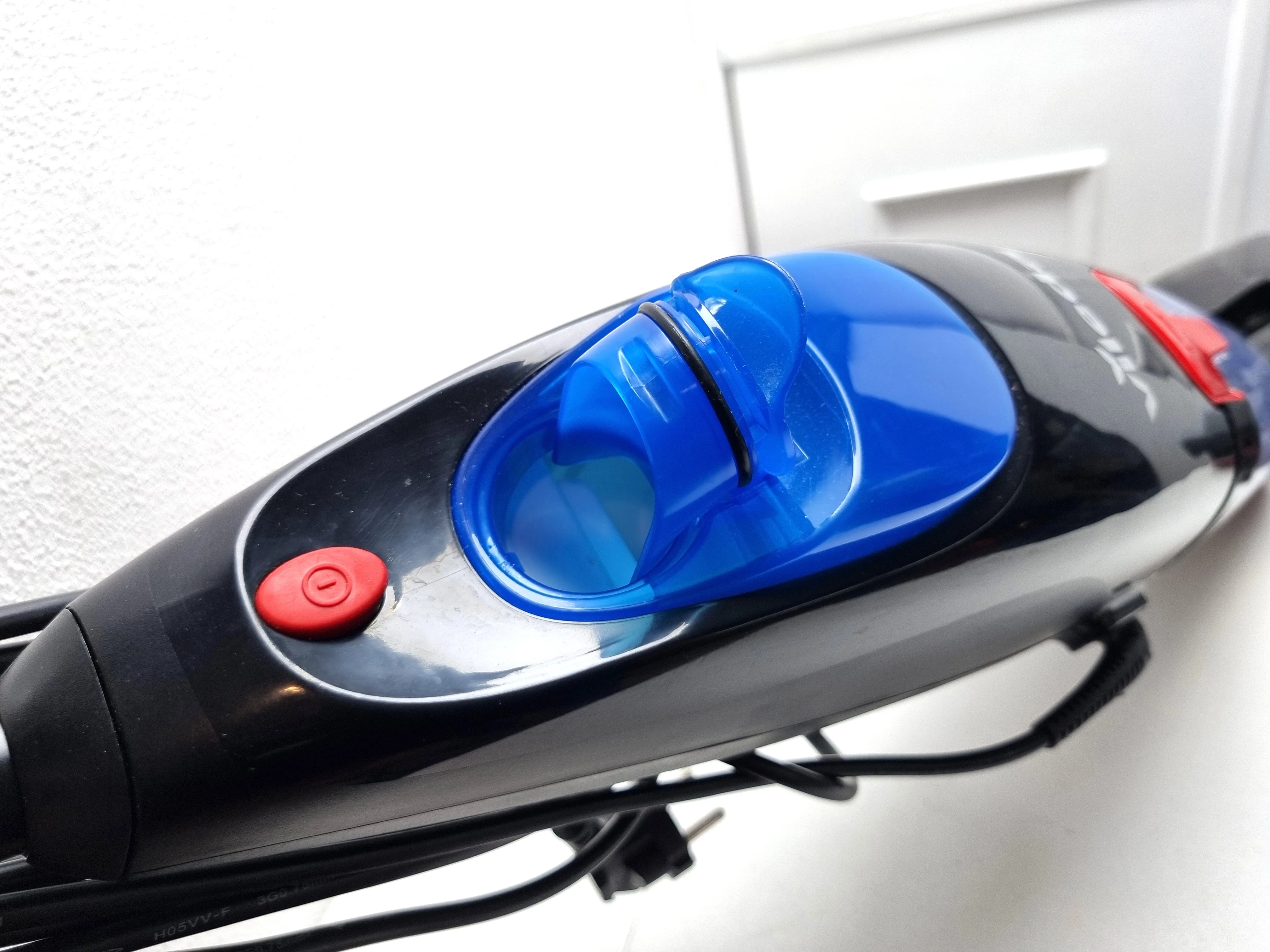 odkurzacz-myjacy-pionowy-vileda-jetclean-model-jetclean