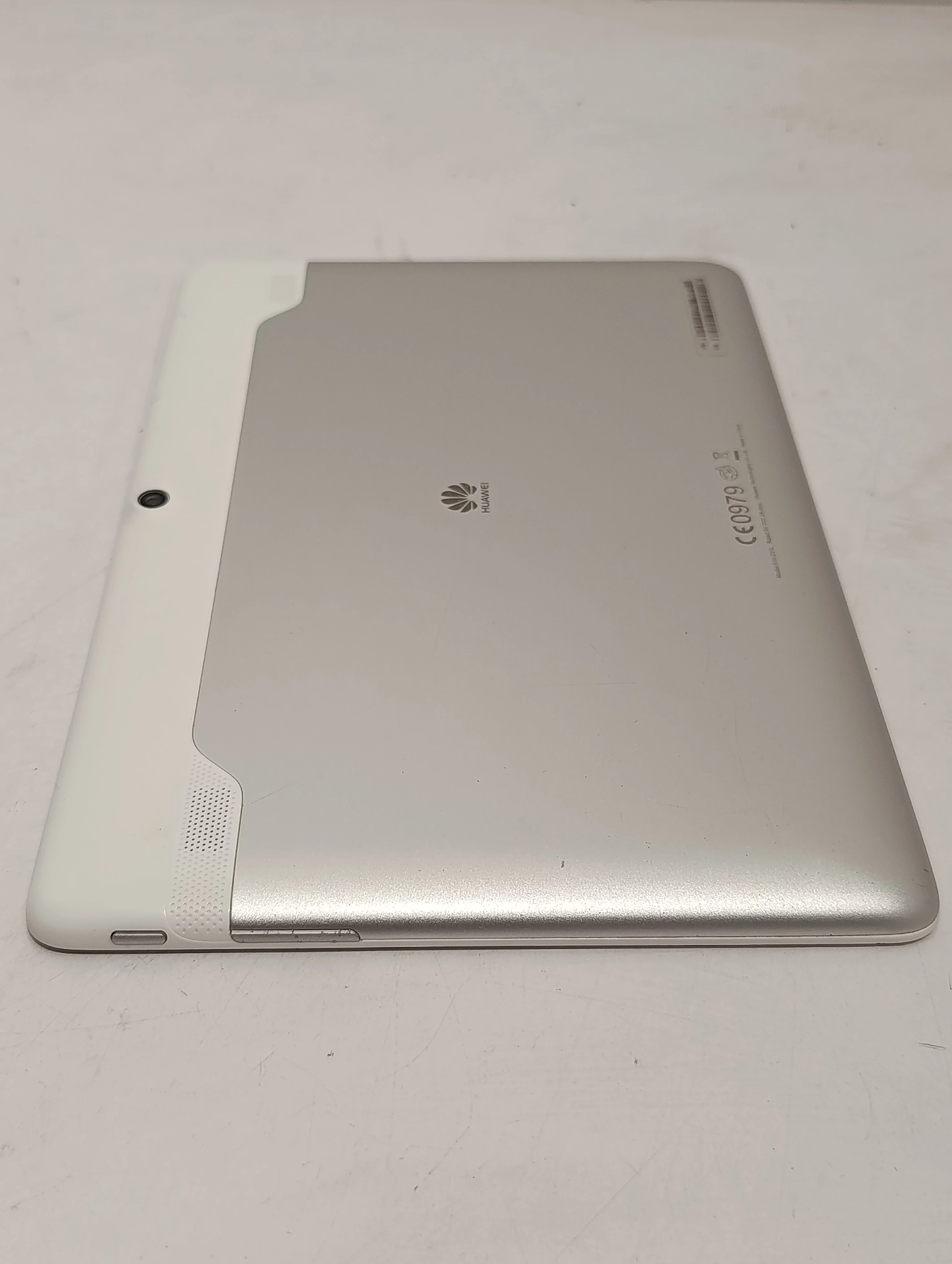 tablet-huawei-mediapad-10-link-116-gb-system-operacyjny-16332-1