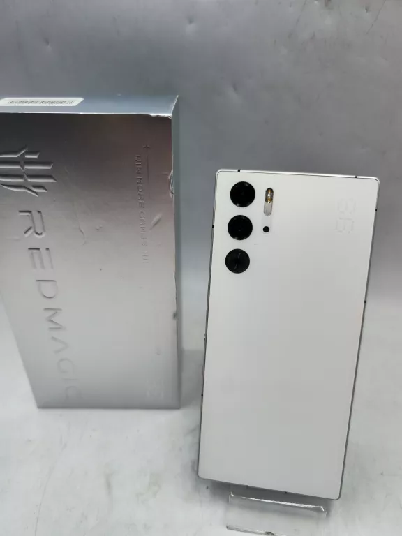 telefon-nubia-redmagic-9s-pro-5g-12256gb-stan-11323-2