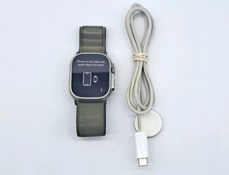 smartwatch-apple-ultra-2-kabel-do-ladowania-bankowa-16e-police