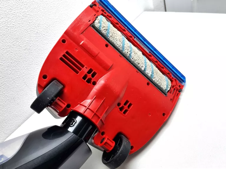 odkurzacz-myjacy-pionowy-vileda-jetclean-moc-400