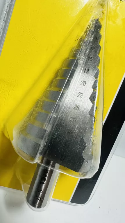 wiertlo-stozkowe-choinkowe-do-metalu-drel-6-37-mm-warto-okazja-stan-11323-238058