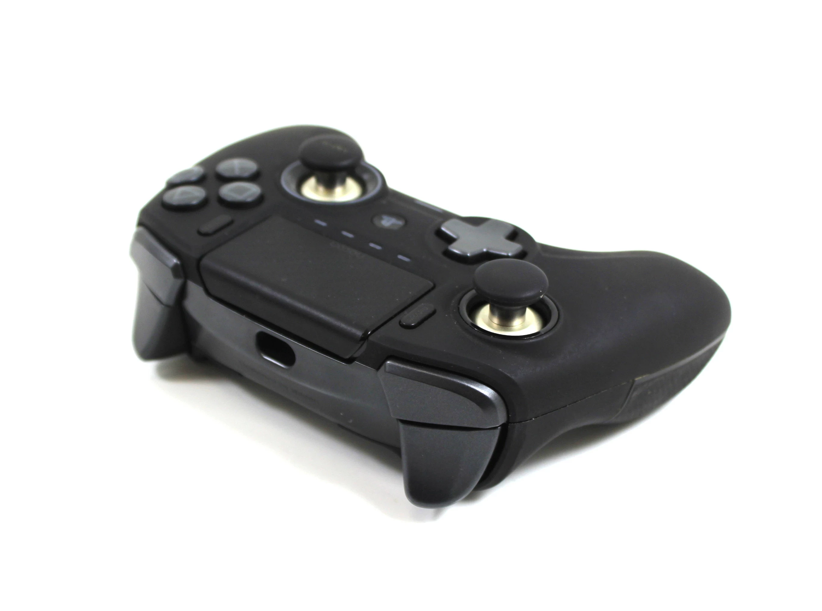 nacon-pad-ps4-controller-revolution-unlimited-pro-pochodzenie-210658-243446