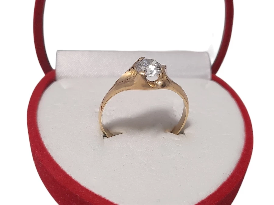 piekny-zloty-pierscionek-z-cyrkonia-585-material-15835-2