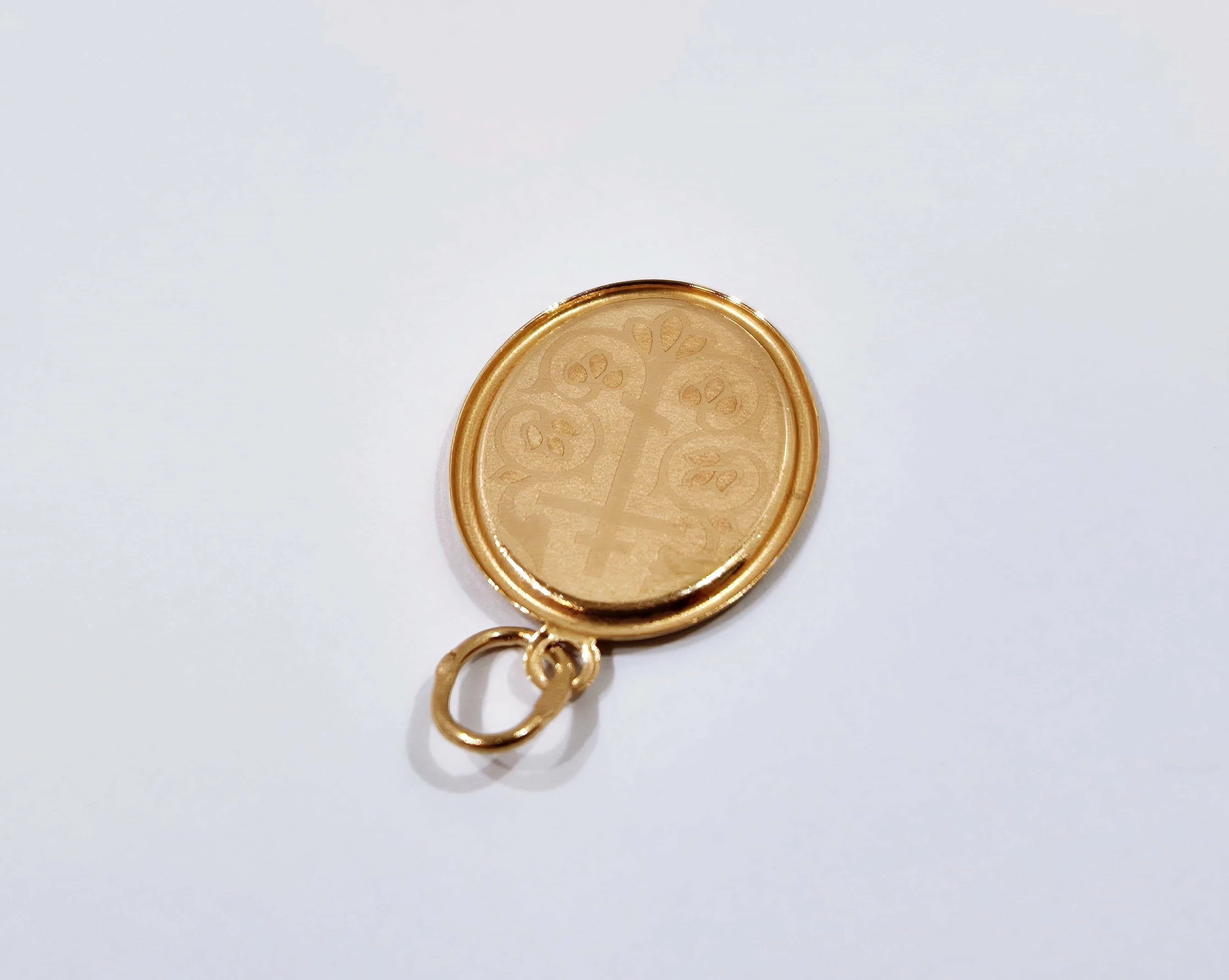 zlota-zawieszka-matka-boska-pr585-w105-material-15835-2