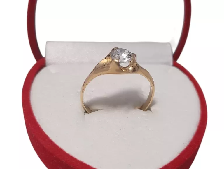 piekny-zloty-pierscionek-z-cyrkonia-585-material-15835-2