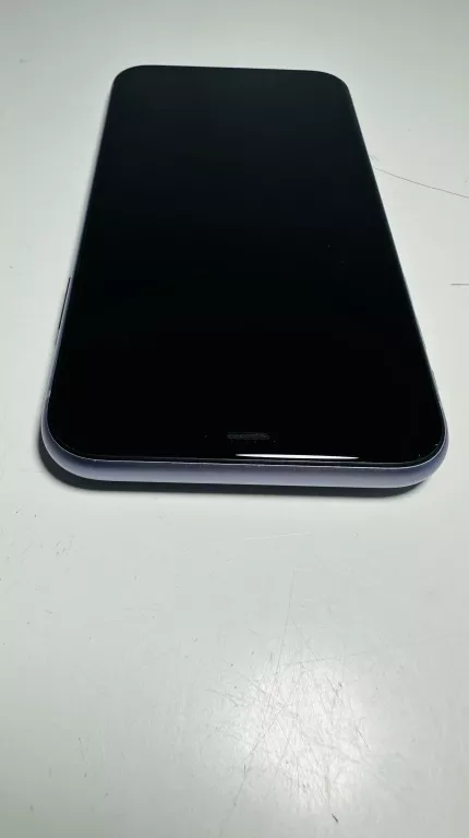 telefon-iphone-11-64gb-85-fioletowy-kabel-warto-okazja-przekatna-ekranu-61