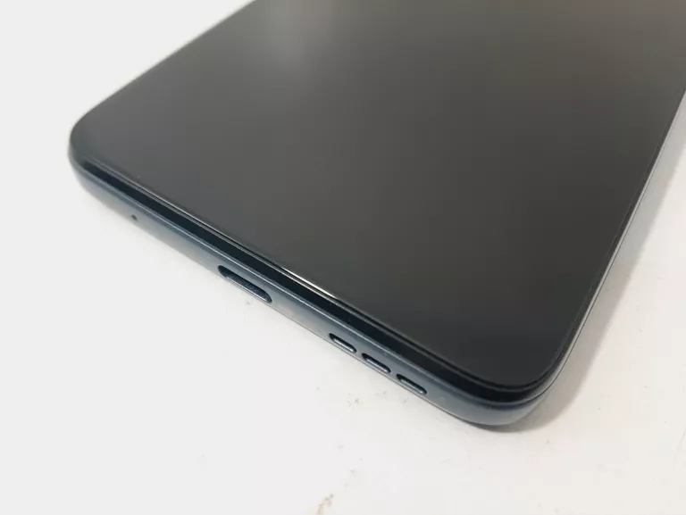 telefon-motorola-moto-e32s-system-operacyjny-4388-1