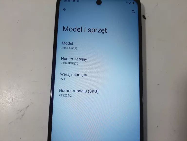 telefon-motorola-moto-e32s-przekatna-ekranu-650