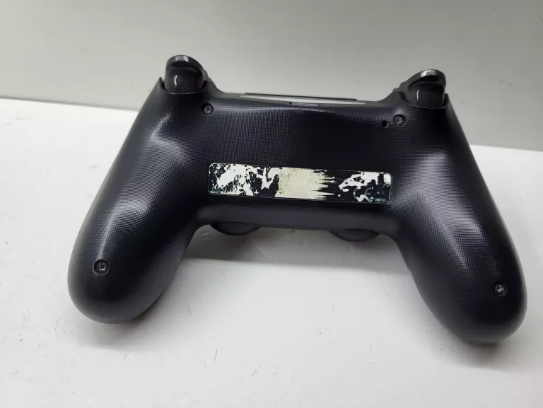 pad-do-ps4-czarny-pochodzenie-210658-243446