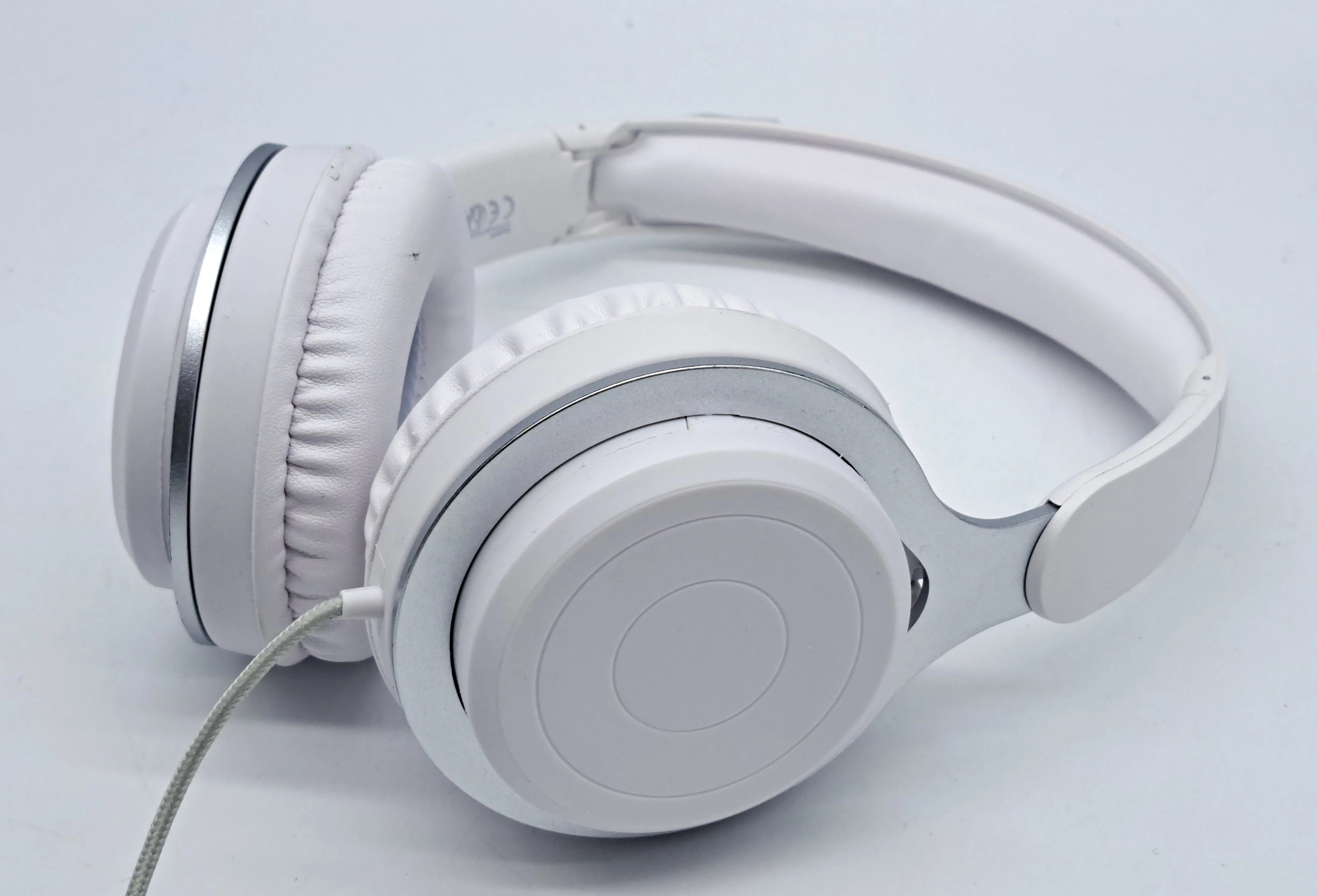 sluchawki-nauszne-roseland-kod-producenta-rh-210