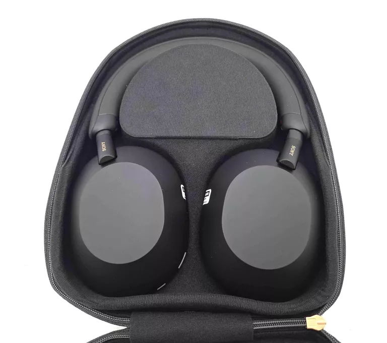 sluchawki-nauszne-sony-wh-1000xm5-sw-katarzyny-4-torun