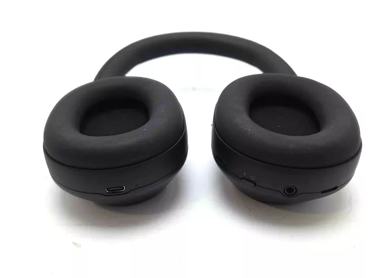 sluchawki-nauszne-sony-wh-1000xm5-kolor-dominujacy-129357-5