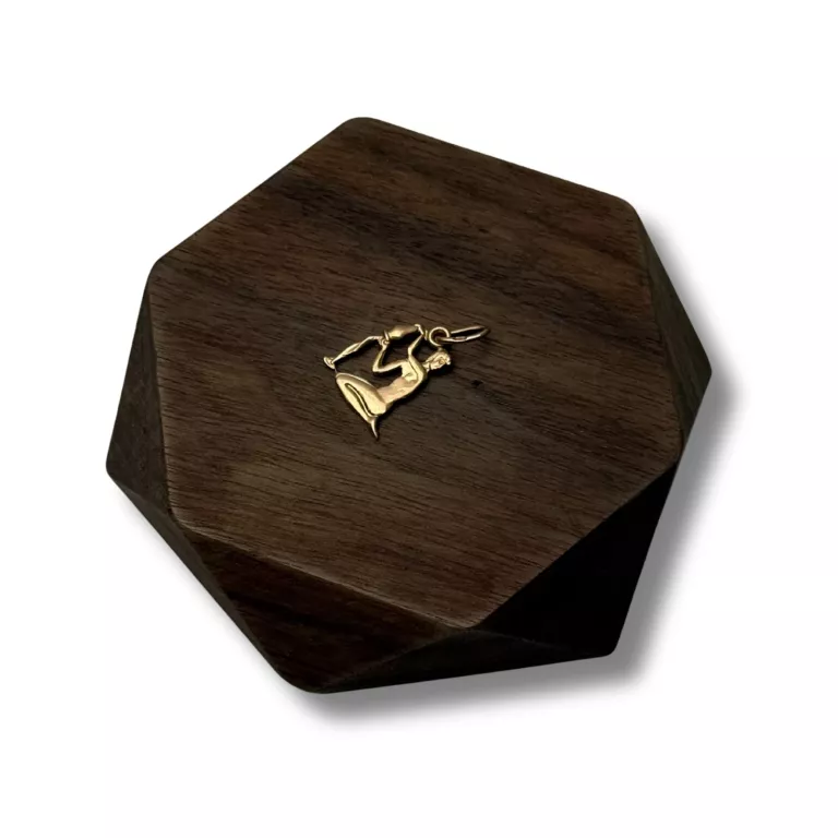 zlota-zawieszka-proba-585-wodnik-waga-123g-stan-11323-2