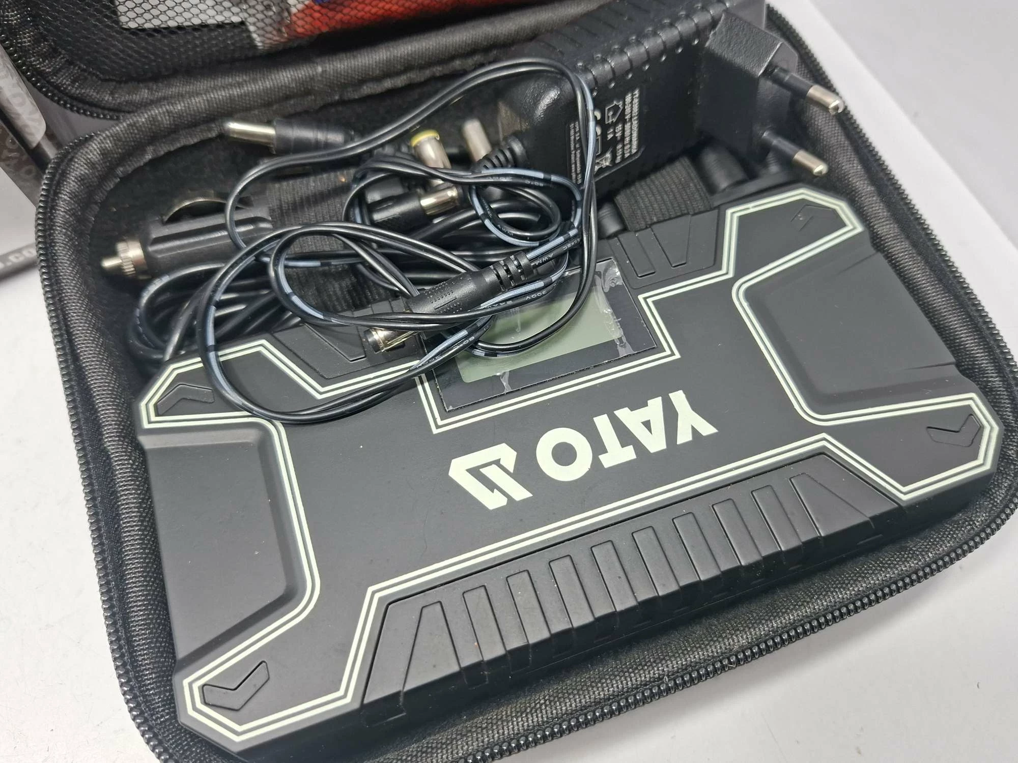 yato-urzadzenie-rozruchowepower-bank-12000ma-yt-83082-pokrowiec-pud-stan-11323-2