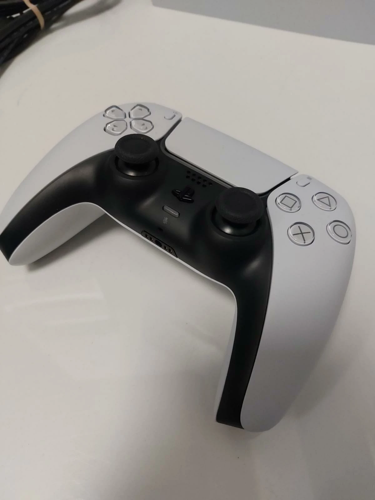 konsola-sony-playstation-5-digital-edition-825gb-komplet-stan-11323-2