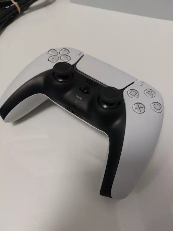 konsola-sony-playstation-5-digital-edition-825gb-komplet-stan-11323-2