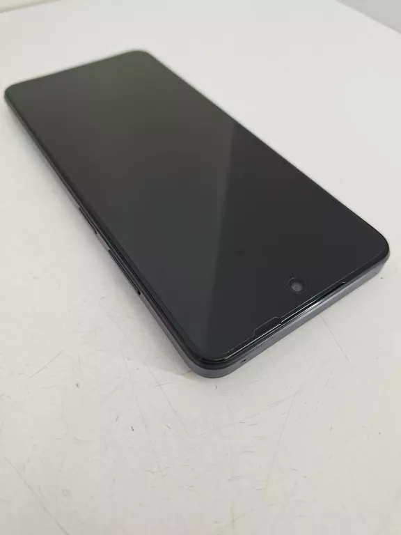 telefon-realme14x-6128gb-przekatna-ekranu-667