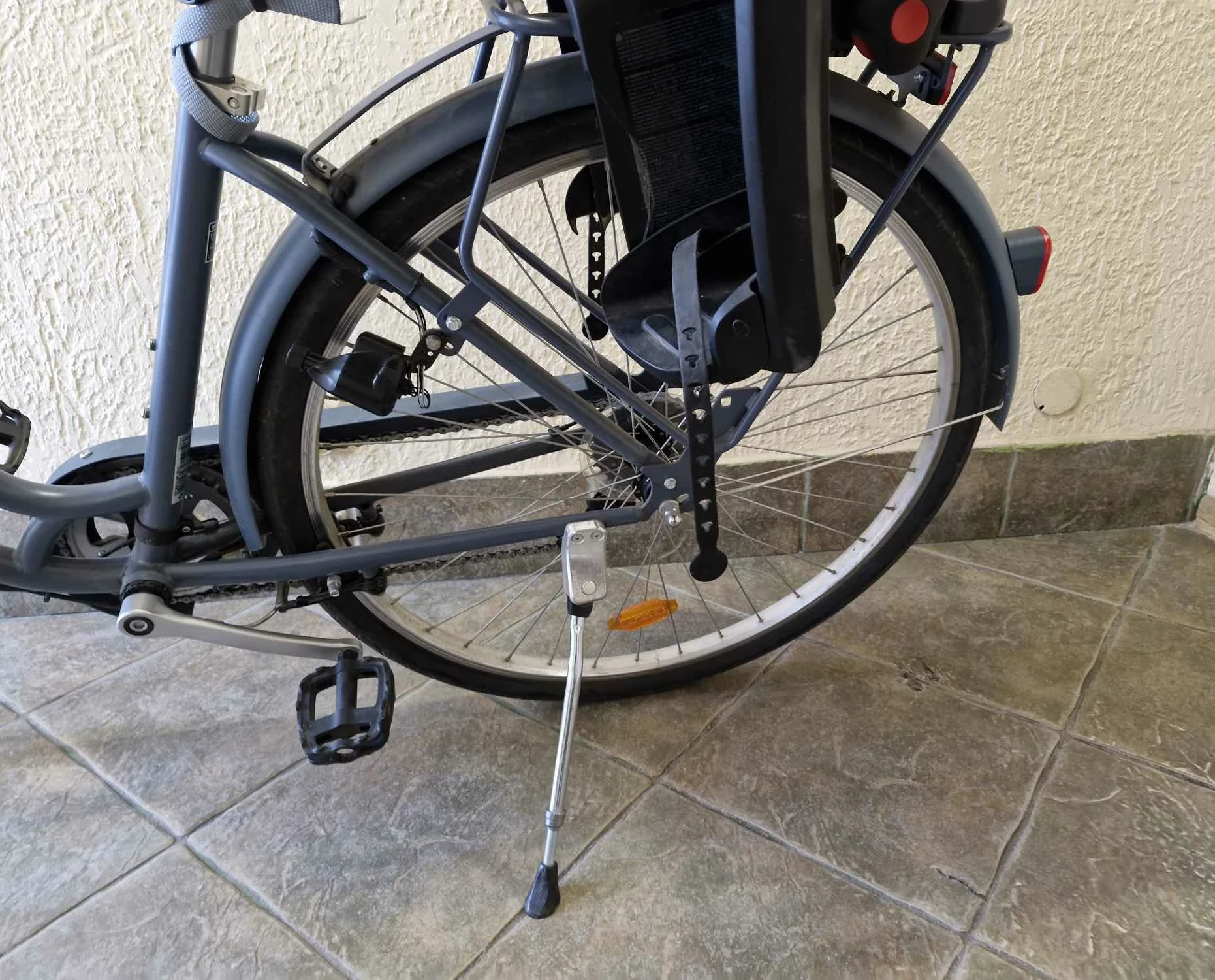 rower-elops-120-szary-material-ramy-179-4