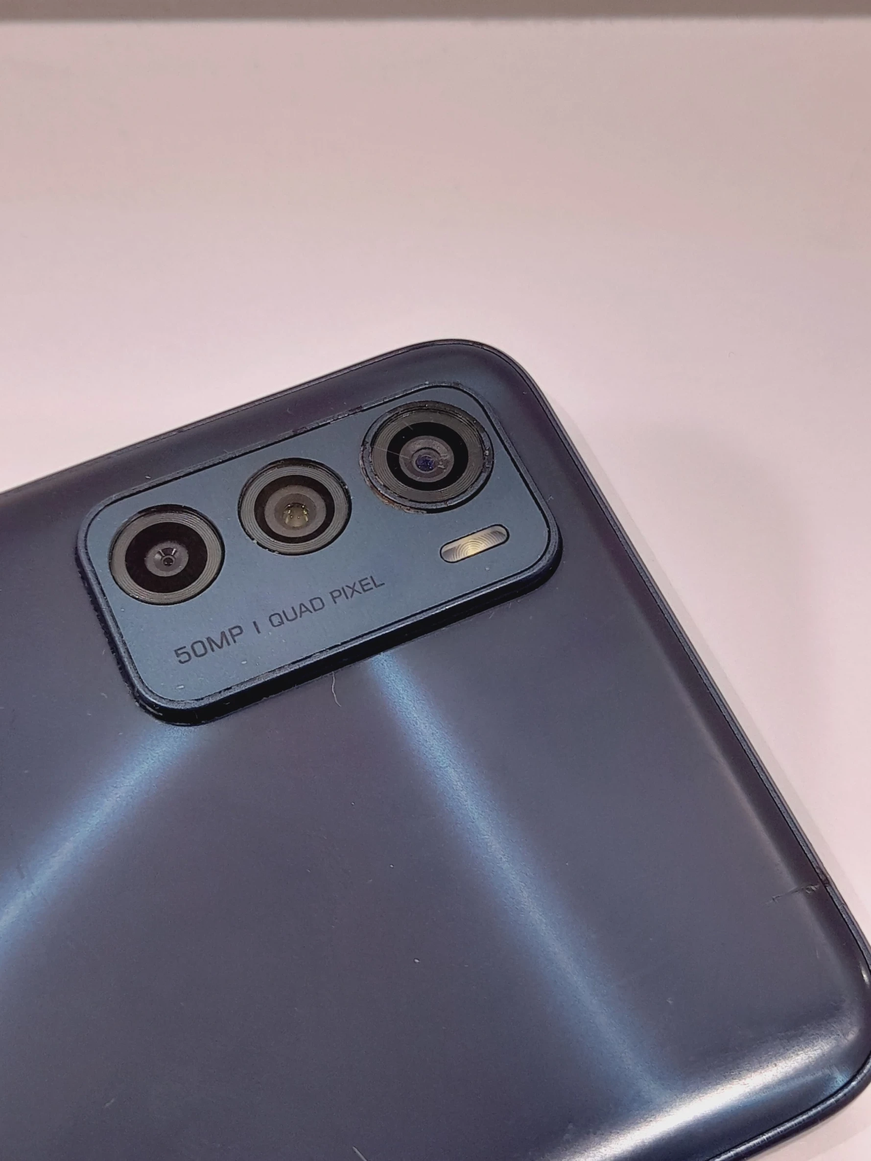 telefon-motorola-moto-g42128-gb-zbity-ekran-wbudowana-pamiec-202869-214189