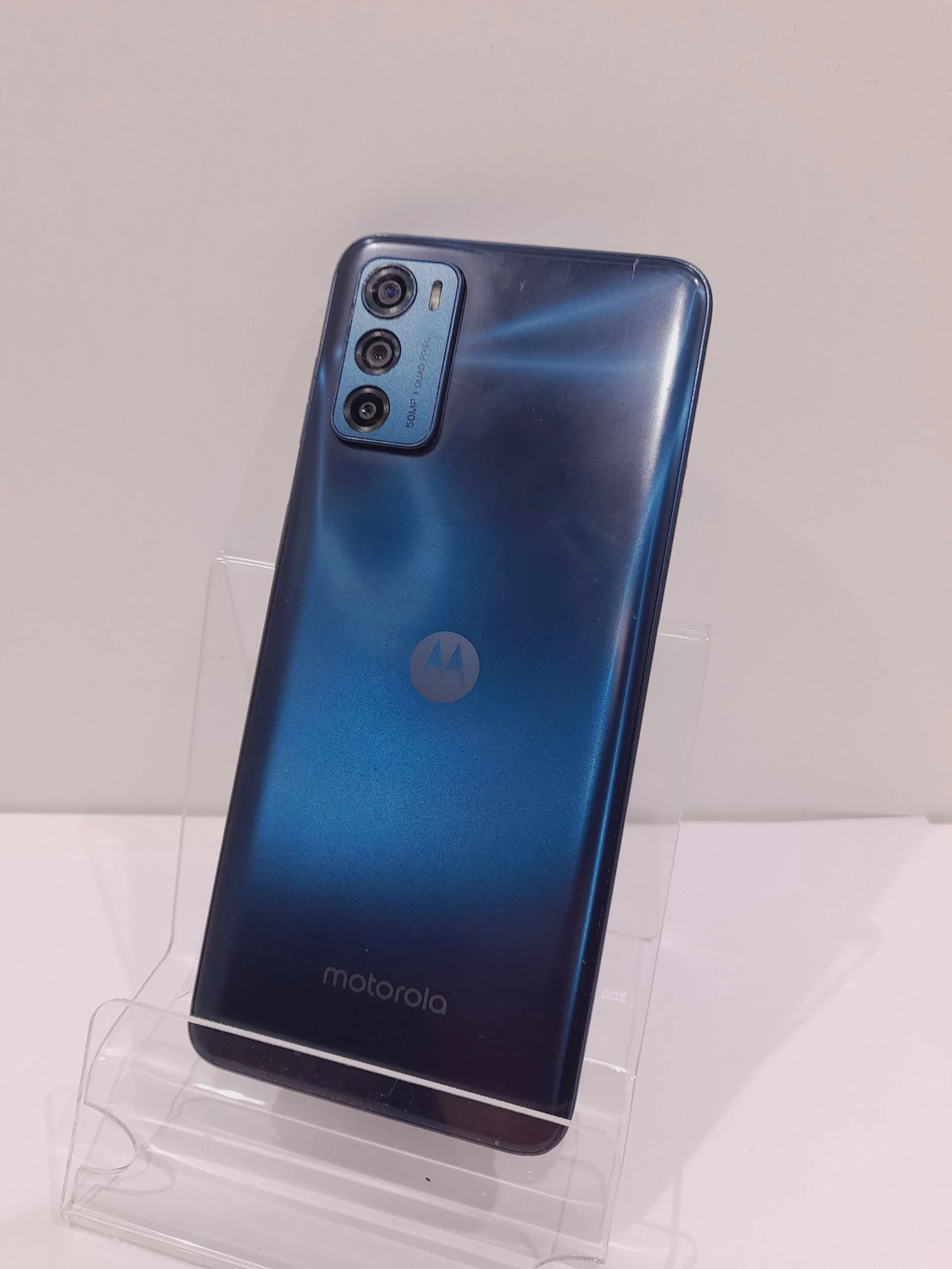 telefon-motorola-moto-g42128-gb-zbity-ekran-stan-11323-2