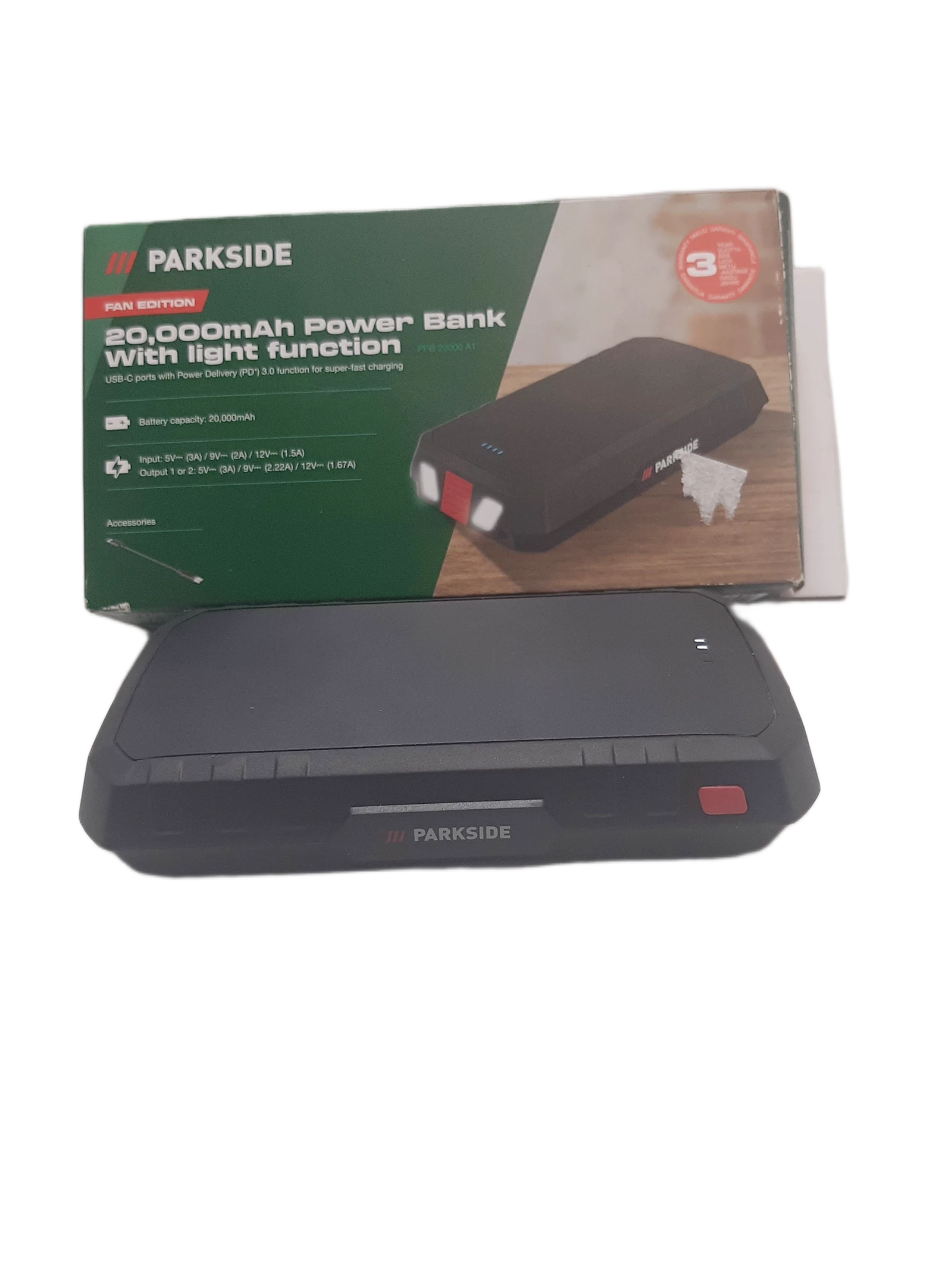 powerbank-20000-mah-ppb-20000-a1-z-funkcja-podswietlania-parkside-stan-11323-2