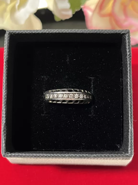 srebrny-pierscionek-z-cyrkonia-23-g-925-231109024-zelazna-10-miedzyrzecz-podlaski