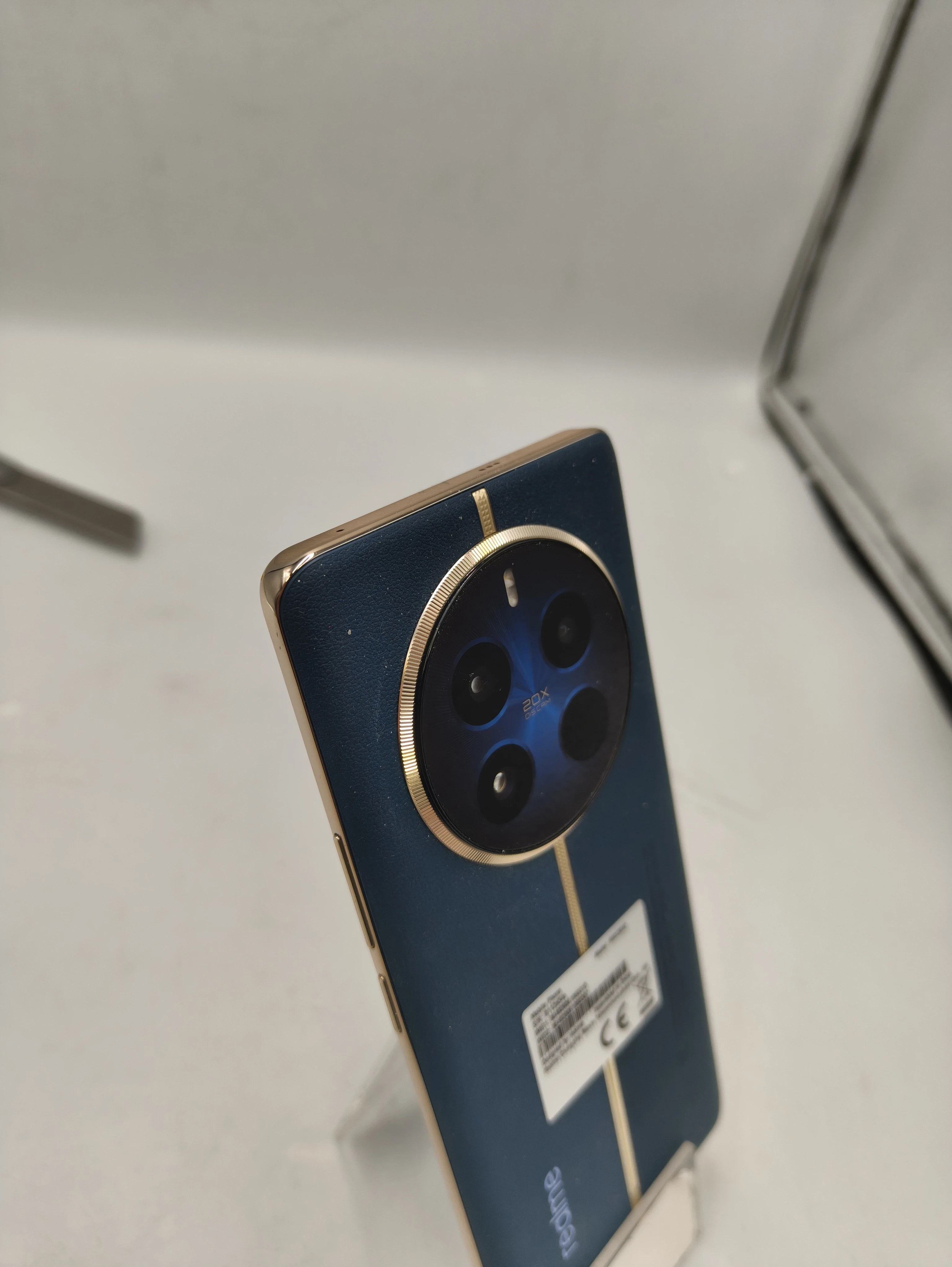 telefon-realme-12-pro-5g-12256gb-ean-gtin-6941764422513