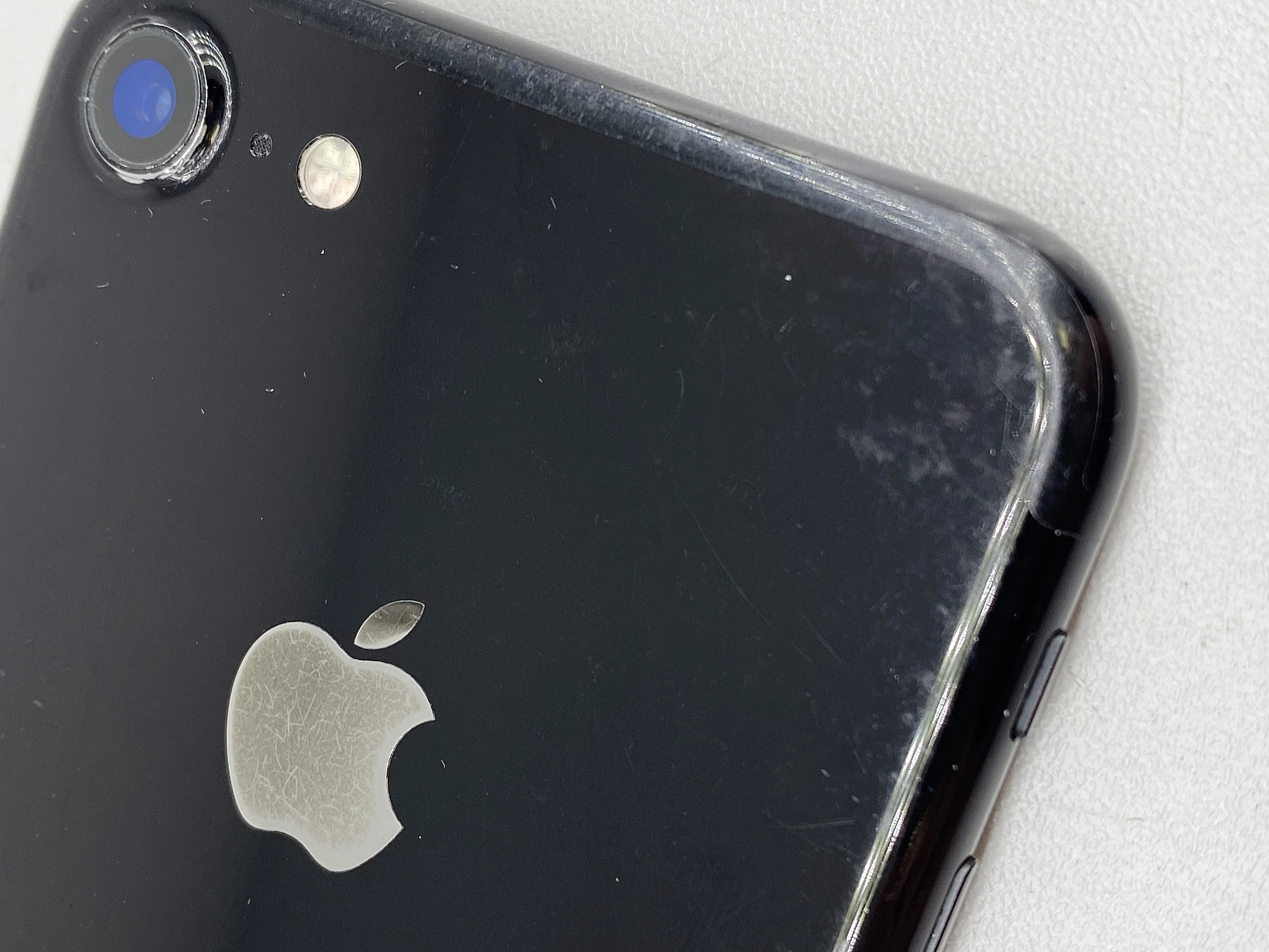 smartfon-apple-iphone-7-2-gb-32-gb-4g-lte-czarny-wbudowana-pamiec-202869-214197