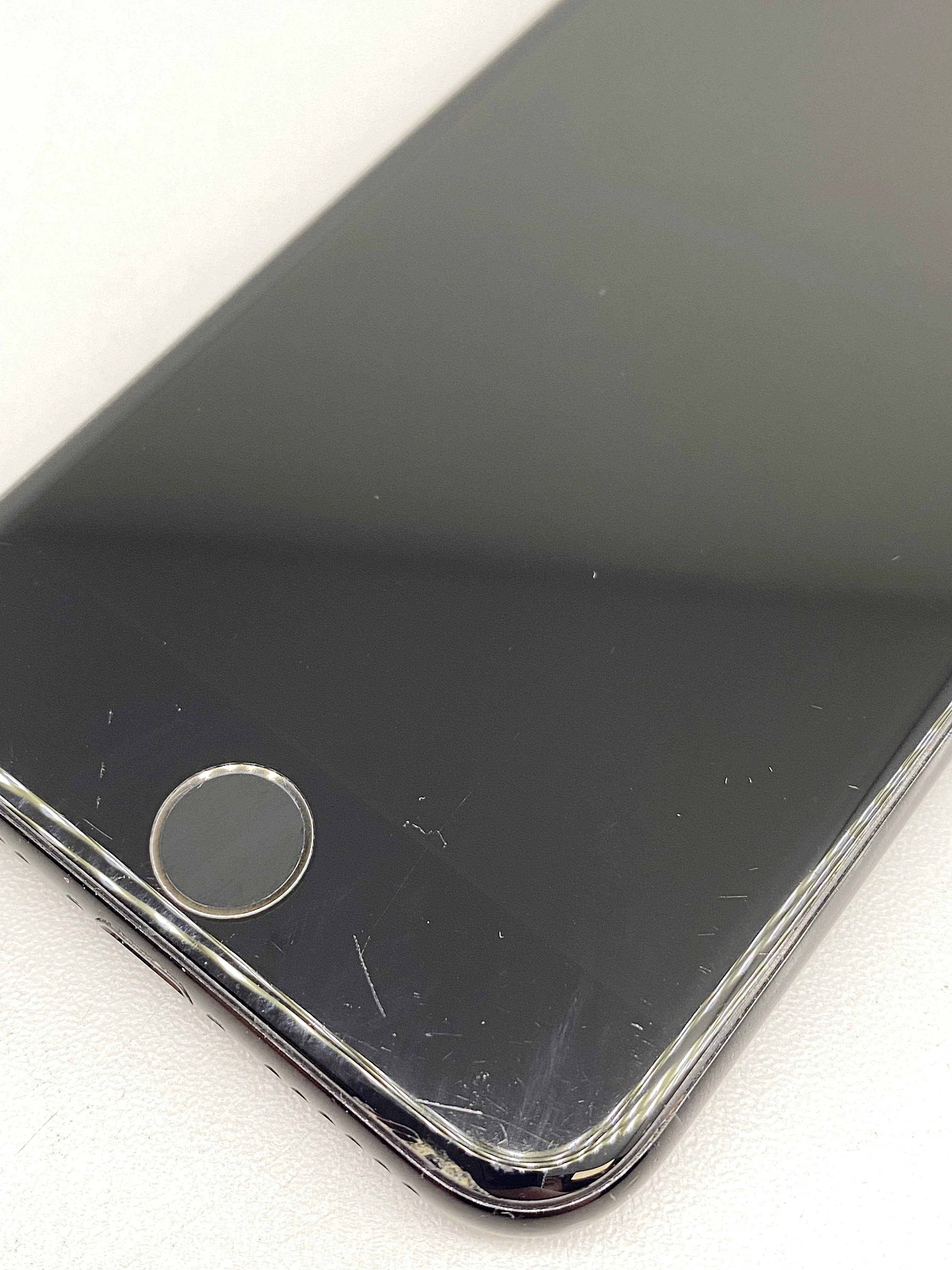 smartfon-apple-iphone-7-2-gb-32-gb-4g-lte-czarny-ean-gtin-190198062963