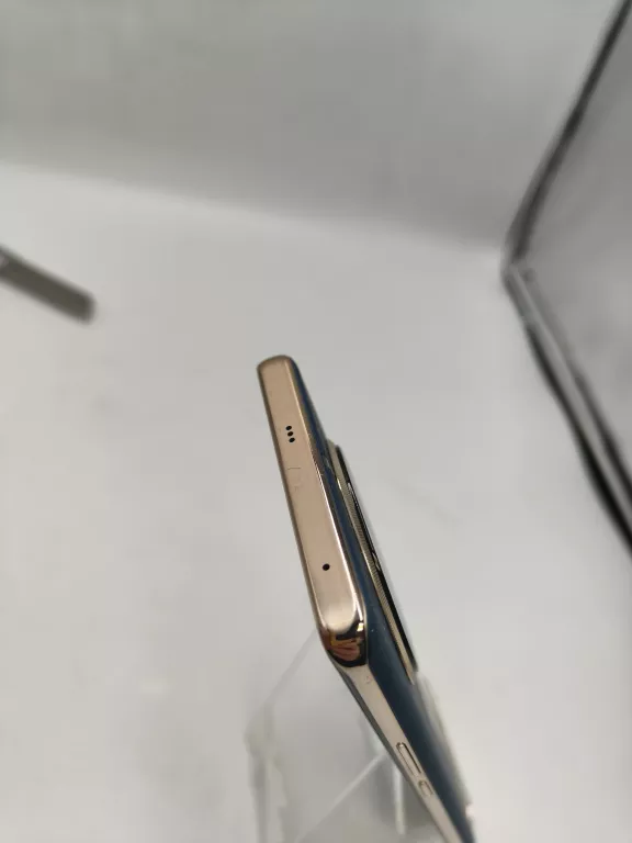 telefon-realme-12-pro-5g-12256gb-kod-producenta-rmx3842