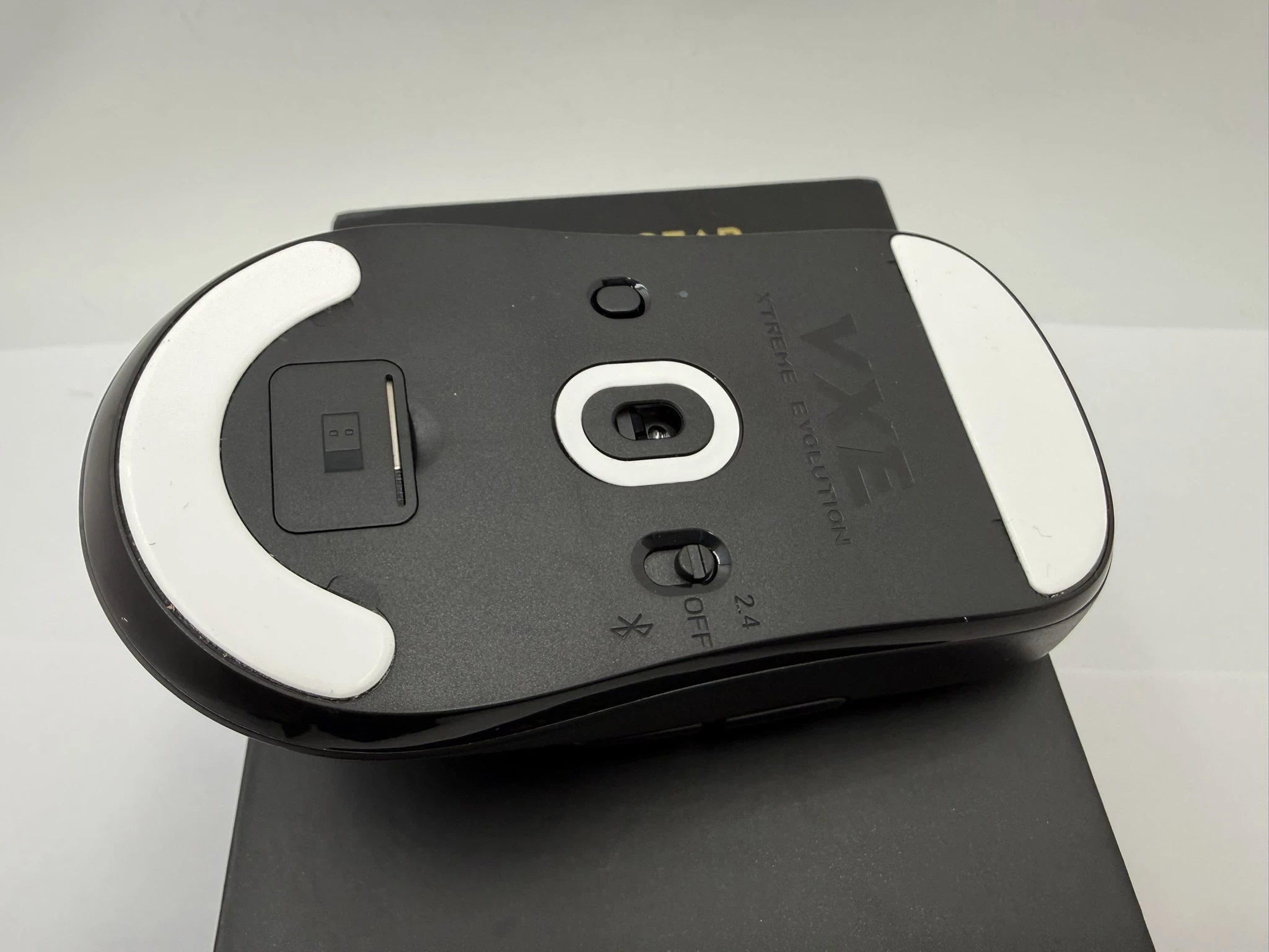 myszka-gamingowa-atk-vxe-r1-se-ultra-lekka-55g-kod-producenta-vxe-r1-se-blk