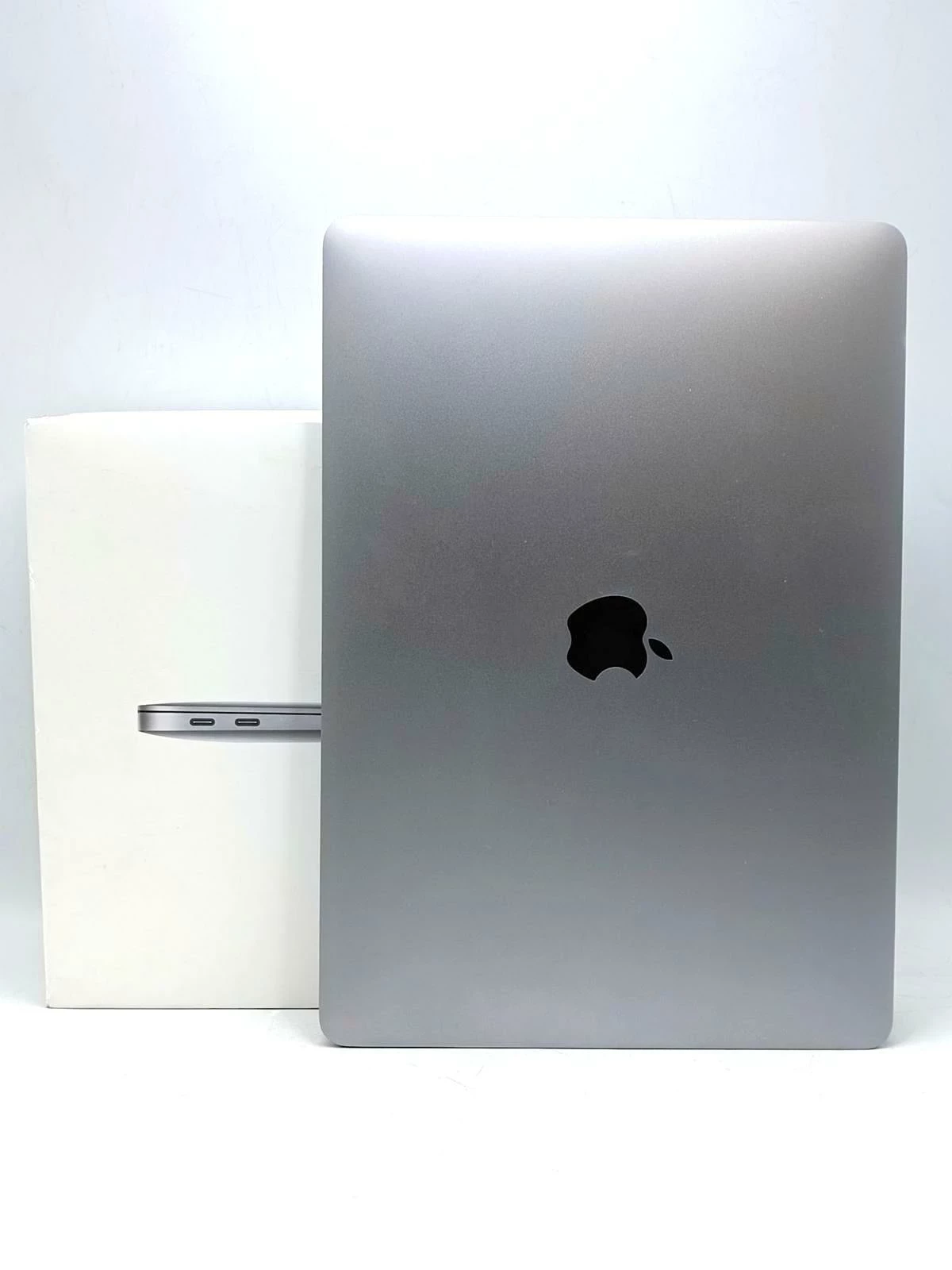 apple-macbook-air-a2179-i38gb256-ssd-stan-bdb-stan-11323-2