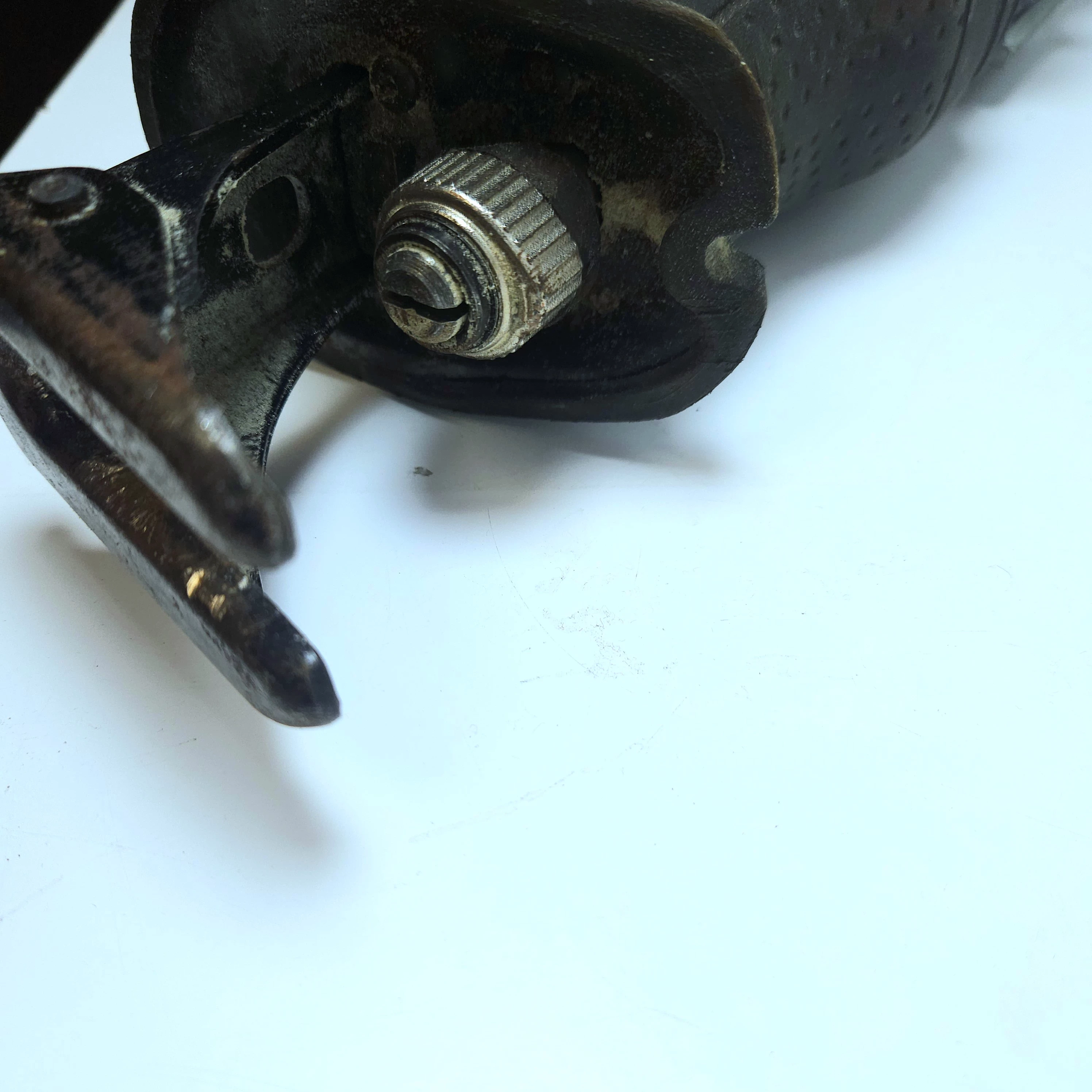 pila-szablasta-bosch-gsa-1300-pce-maksymalna-moc-130000