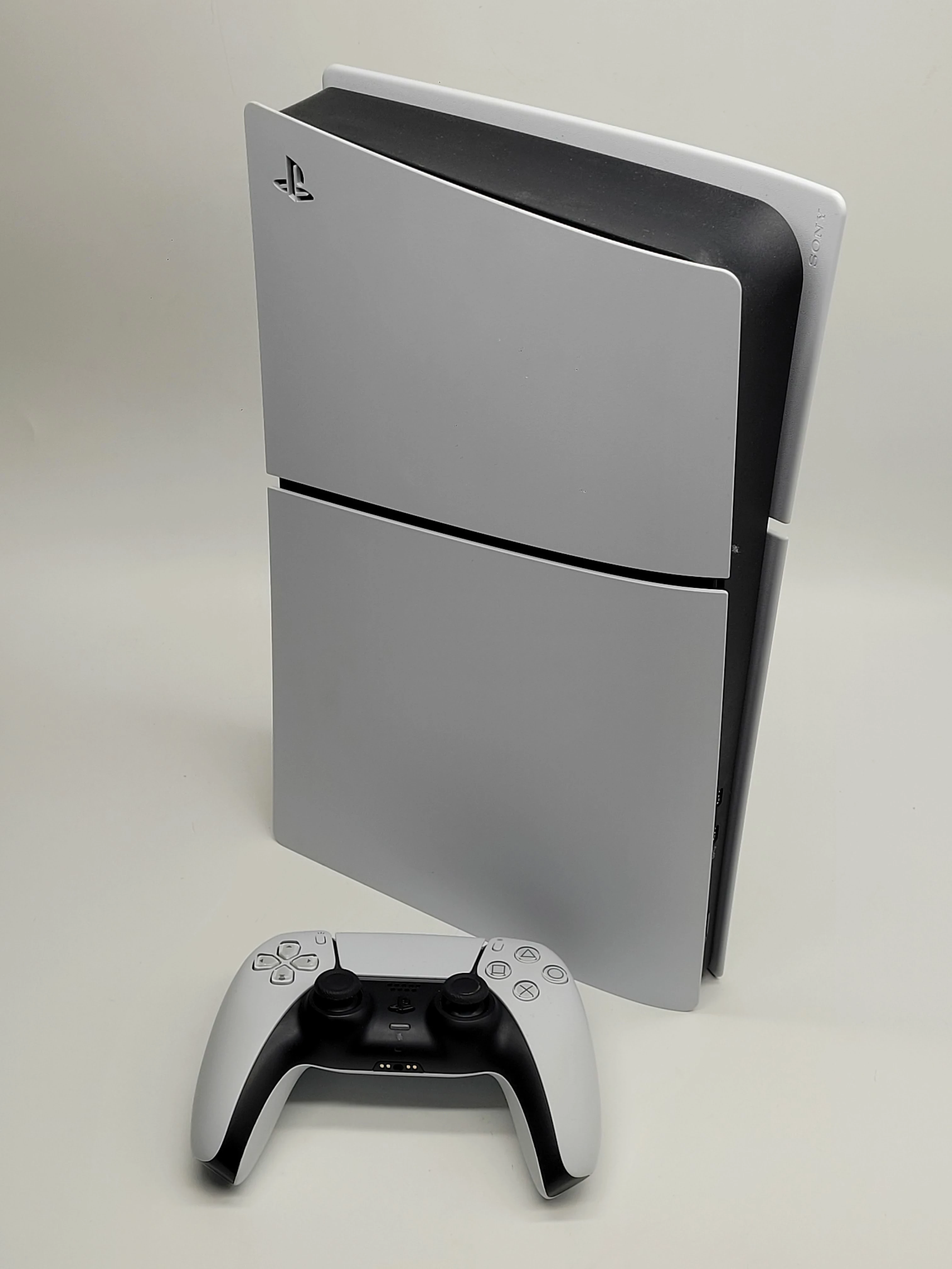 konsola-sony-playstation-5-ps5-digital-slim-825gb-pad-ean-gtin-711719020844