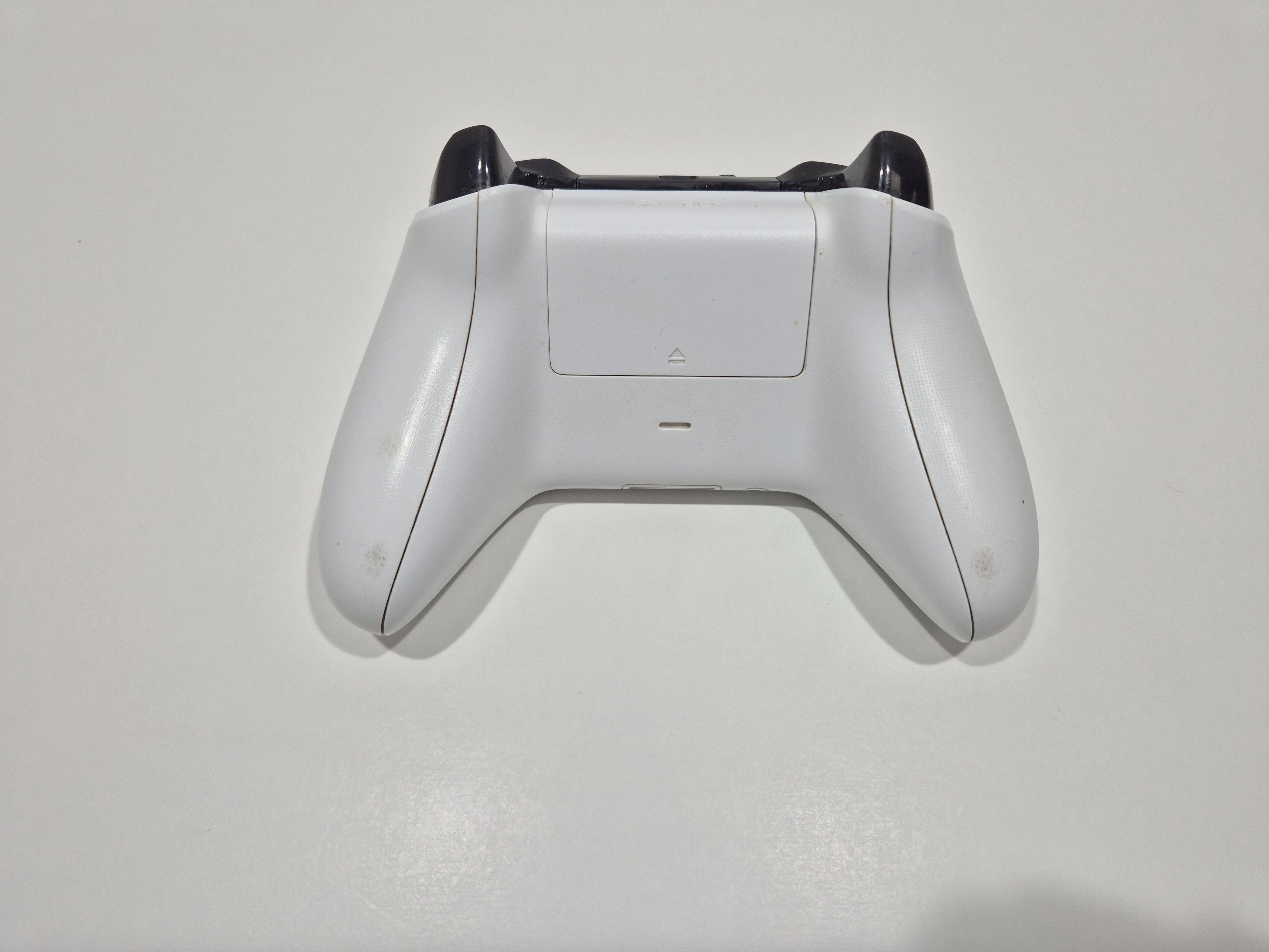 xbox-one-s-1tb-pad-dysk-wbudowana-pamiec-5179-352249