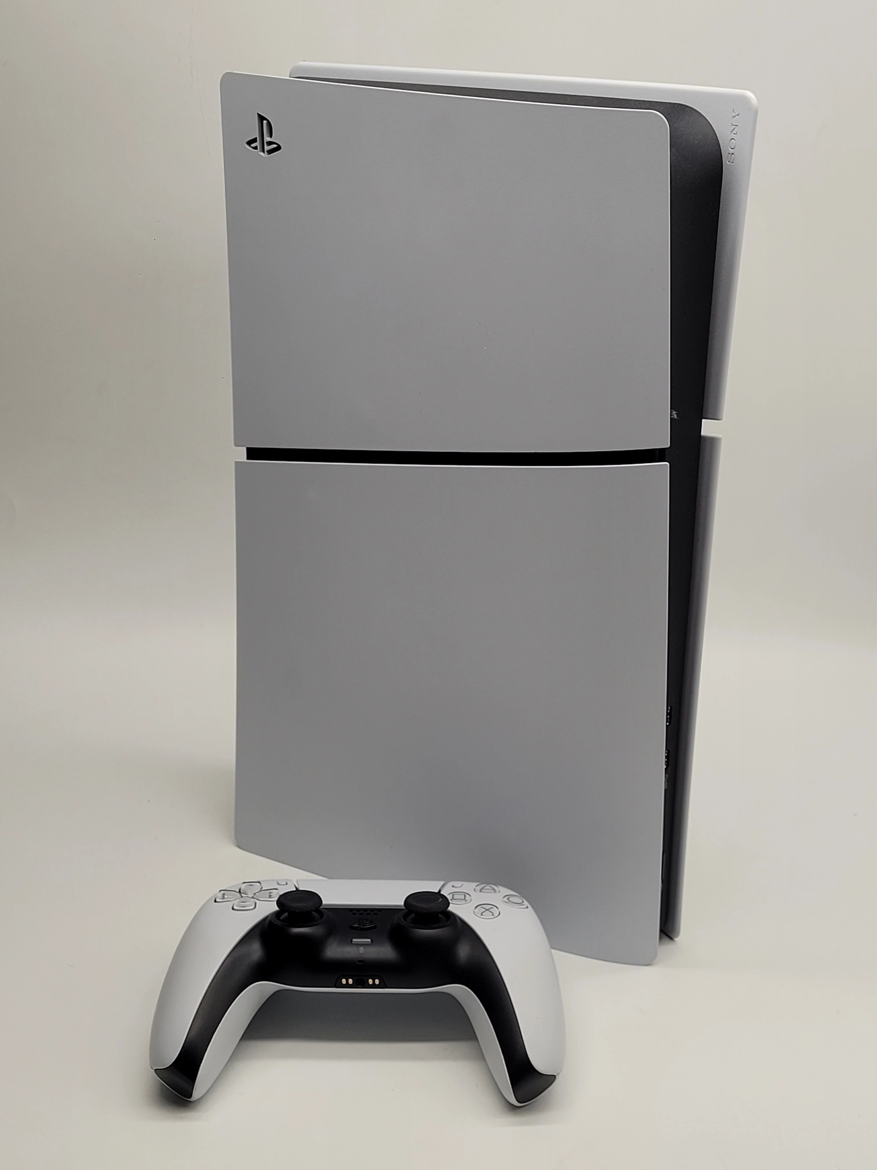 konsola-sony-playstation-5-ps5-digital-slim-825gb-pad-stan-11323-2