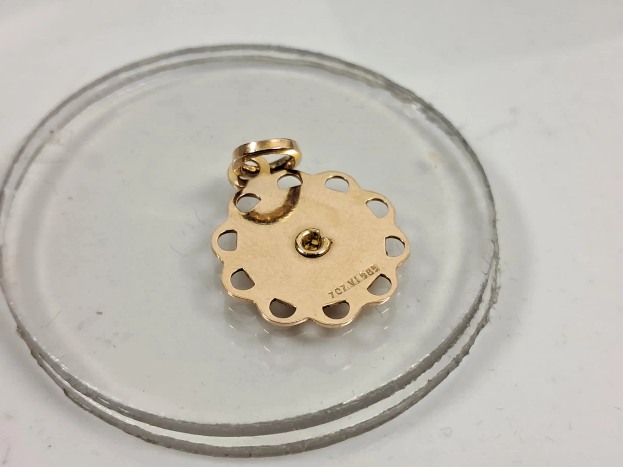 sliczna-zlota-zawieszka-matka-boska-116g-585-stan-11323-2