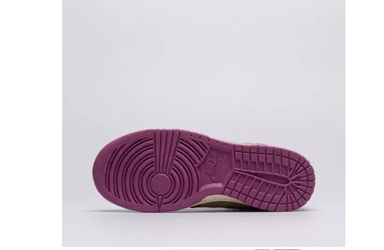 damskie-sneakersy-nike-wmns-dunk-high-36r-dlugosc-wkladki-2320