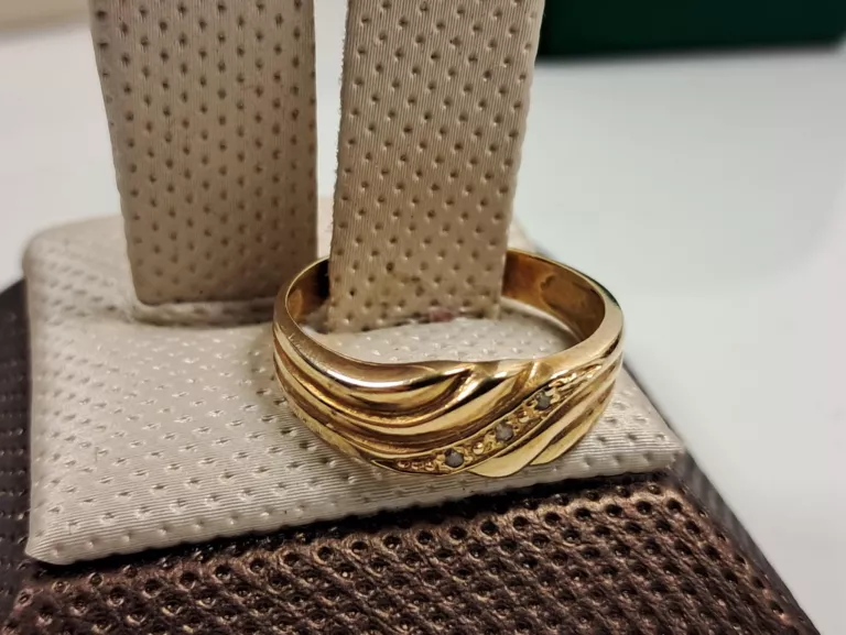 sliczny-zloty-pierscionek-z-cyrkoniami-585-270g-r15-rybnicka-3-gliwice-g1