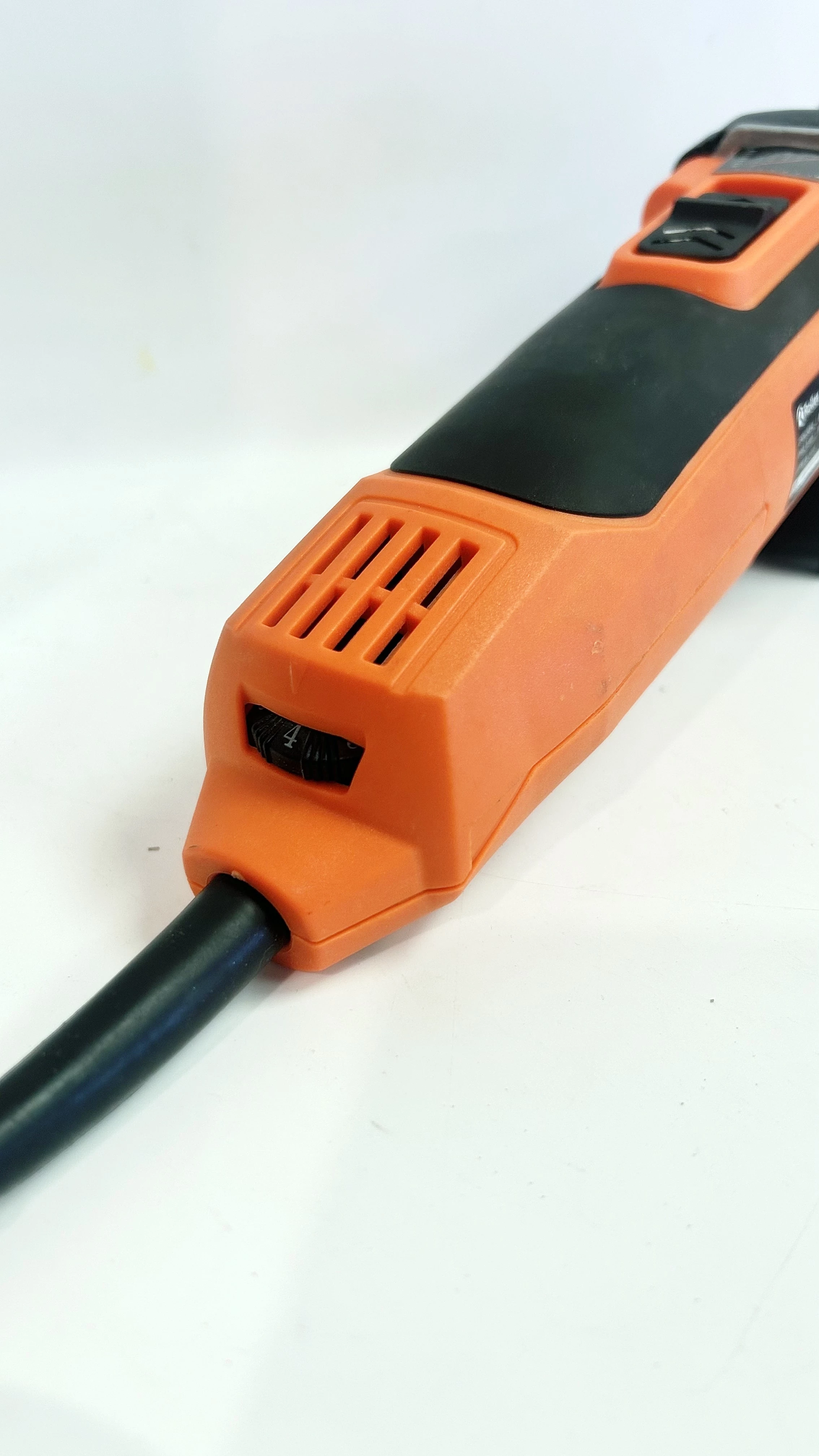 adbl-roller-d09125-01-polerka-moc-65000