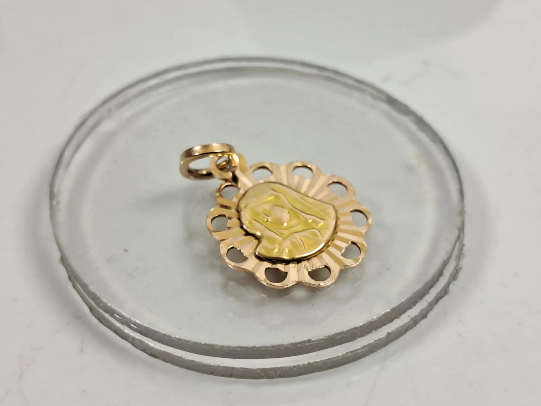 sliczna-zlota-zawieszka-matka-boska-116g-585-material-15835-2