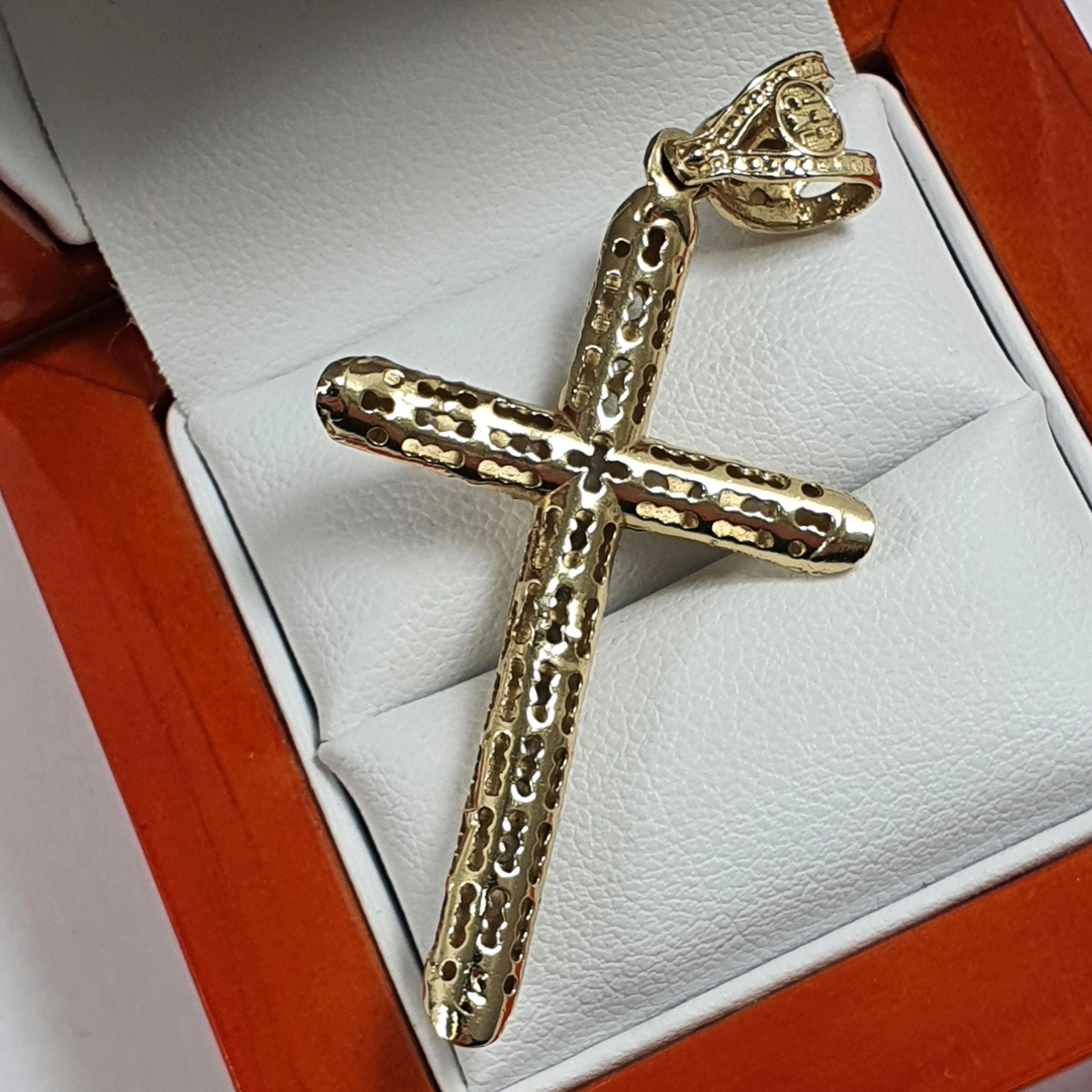 zloty-krzyz-z-cyrkoniami-p585-w478g-ean-gtin-889842640816