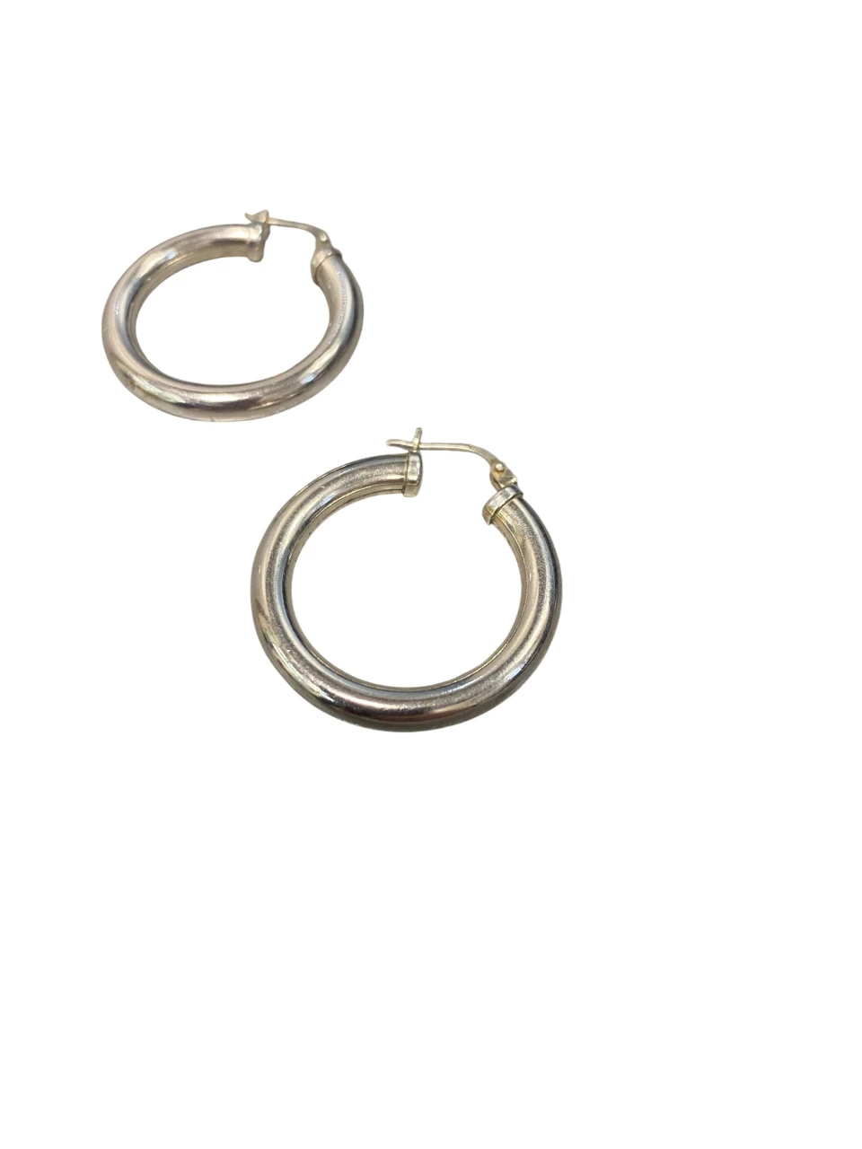 srebrne-eleganckie-kolczyki-925p-ean-gtin-5906400227212