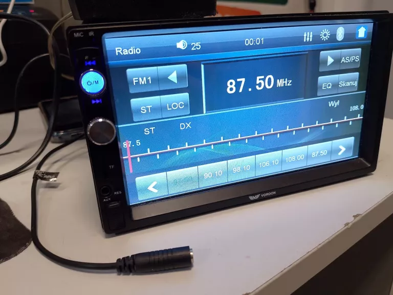 radio-samochvordon-ht-869v2-stan-11323-2